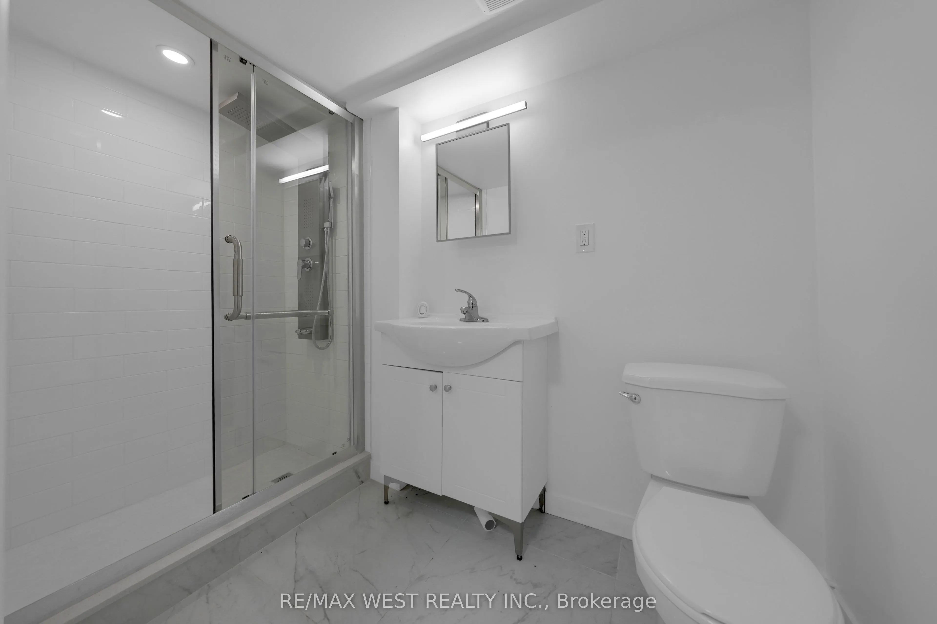24 Walter Avenue, #Lower