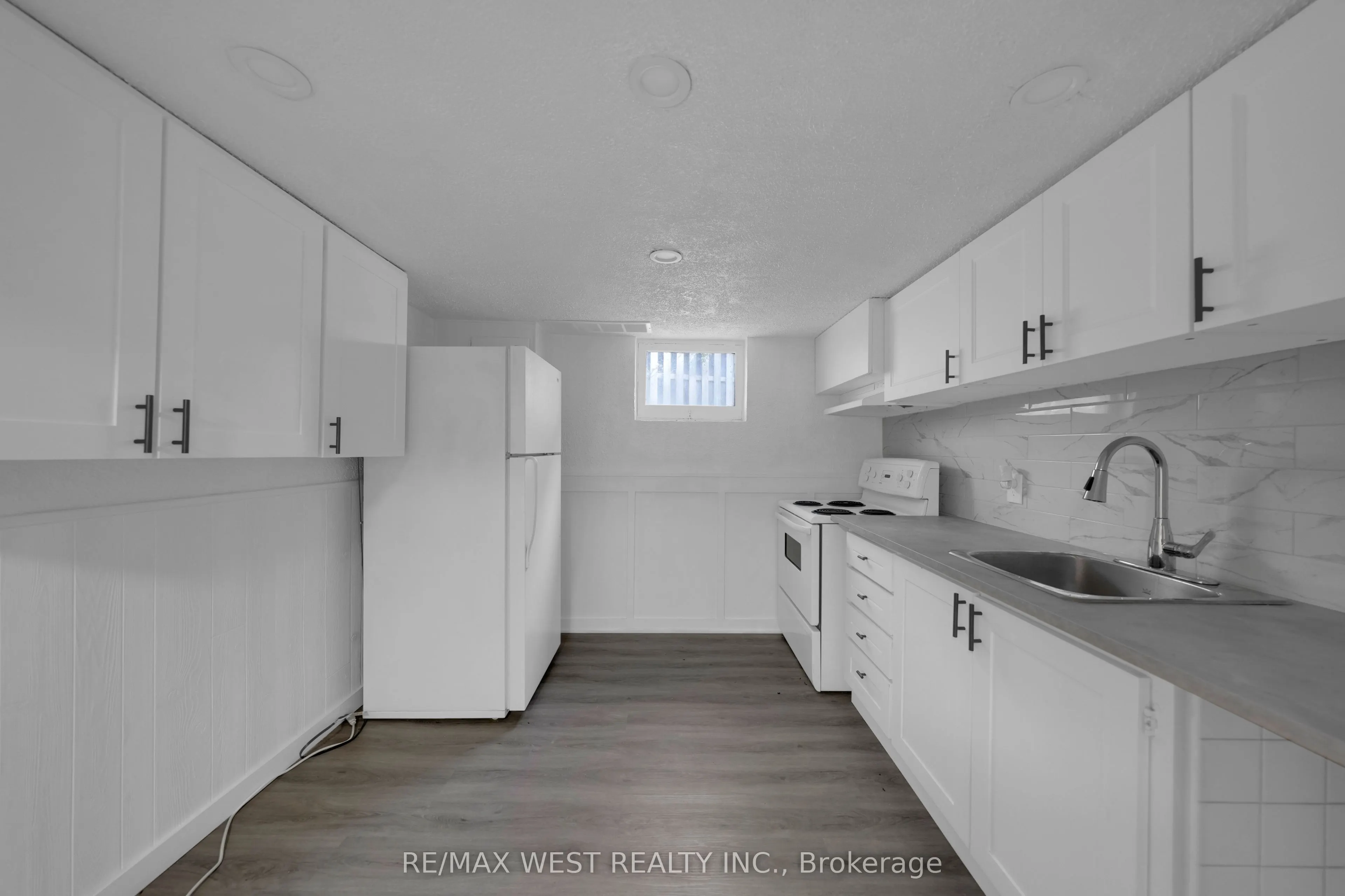 24 Walter Avenue, #Lower