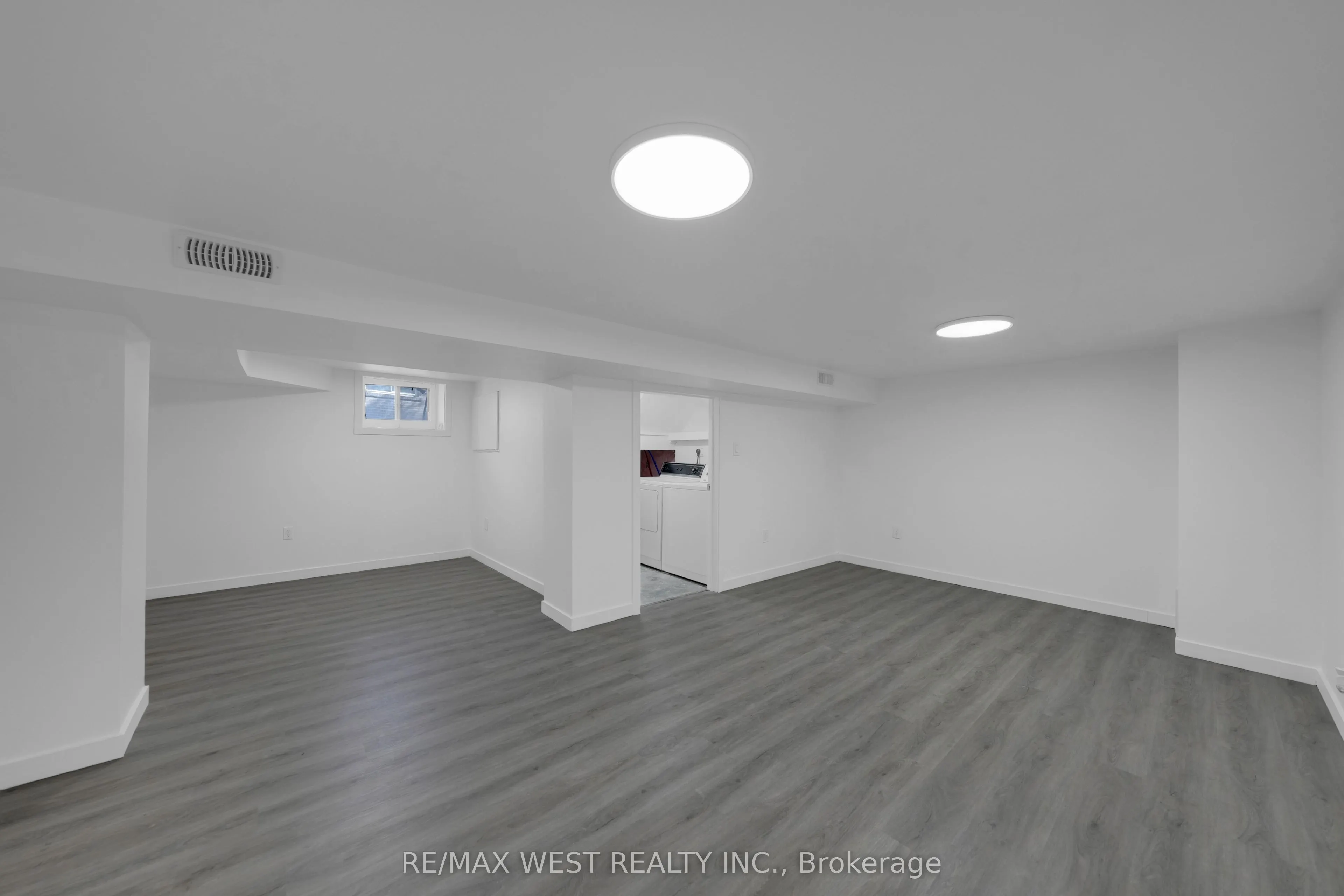 24 Walter Avenue, #Lower