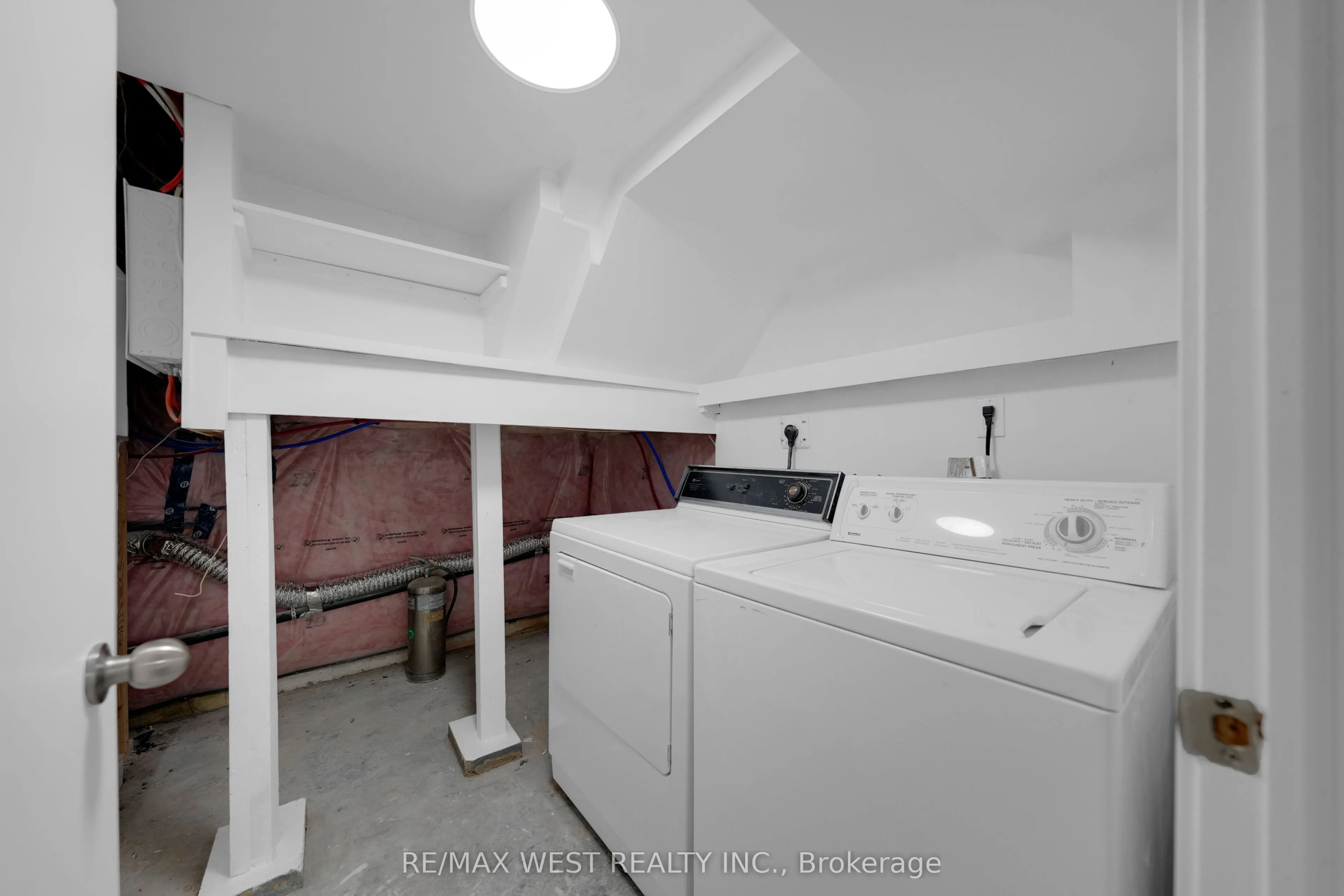 24 Walter Avenue, #Lower