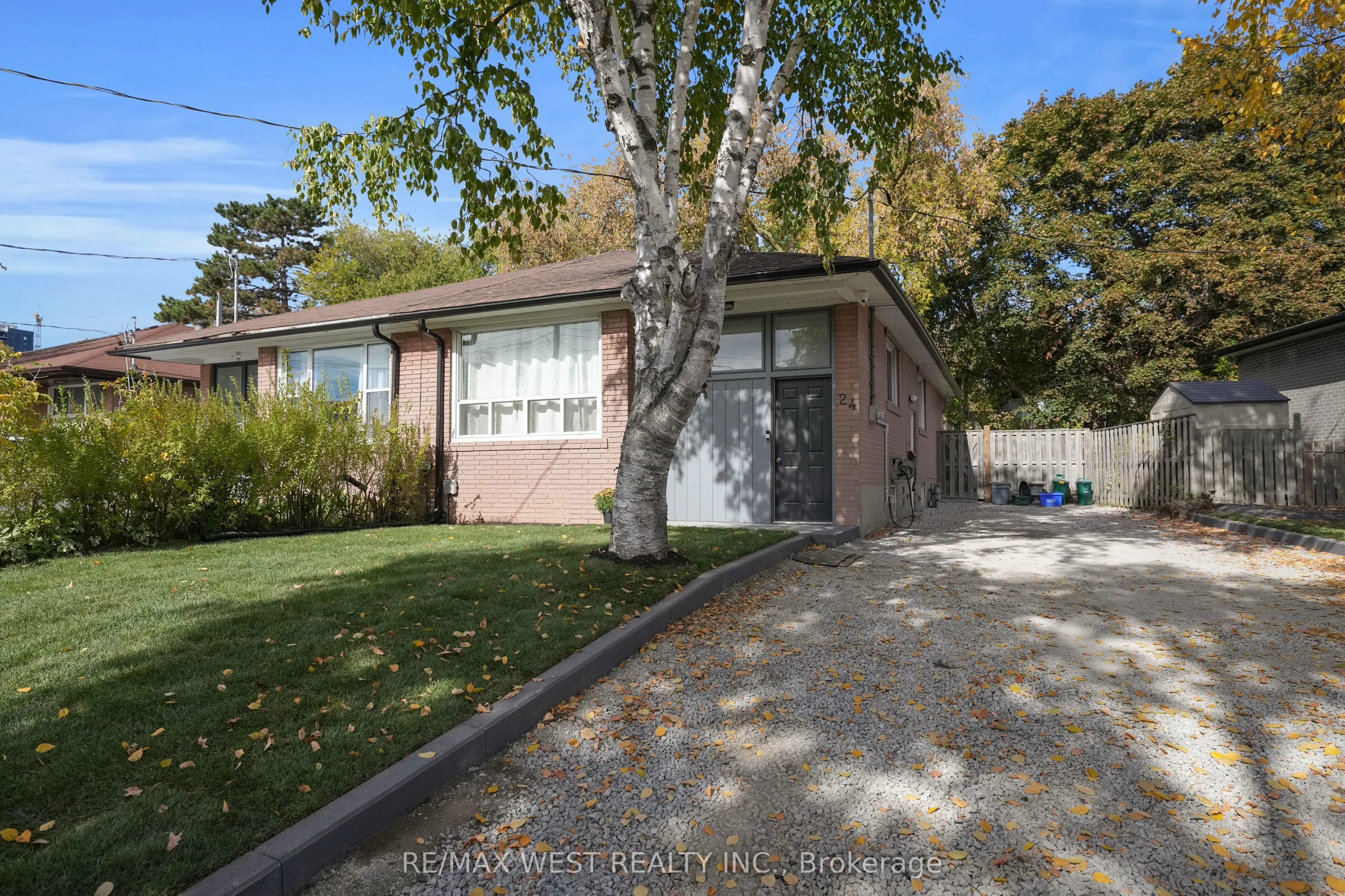 24 Walter Avenue, #Lower
