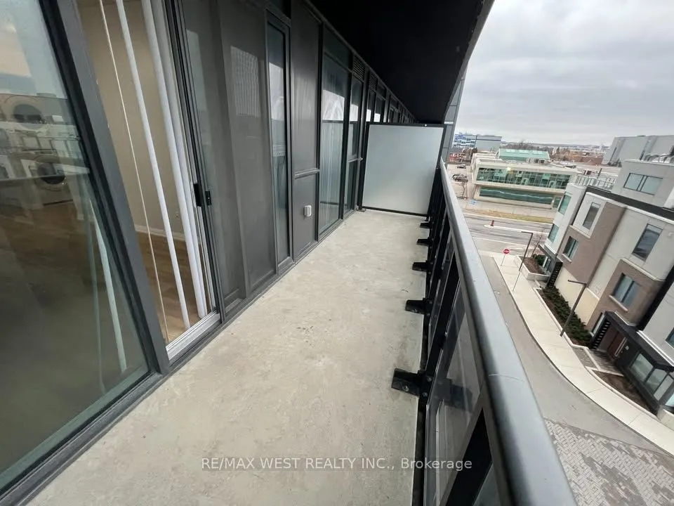 7895 Jane Street, #301