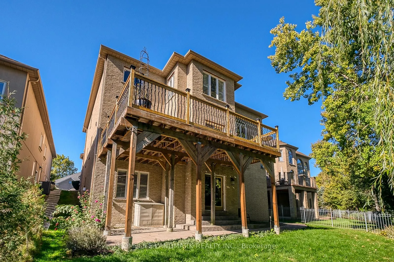 9 Chantilly Crescent