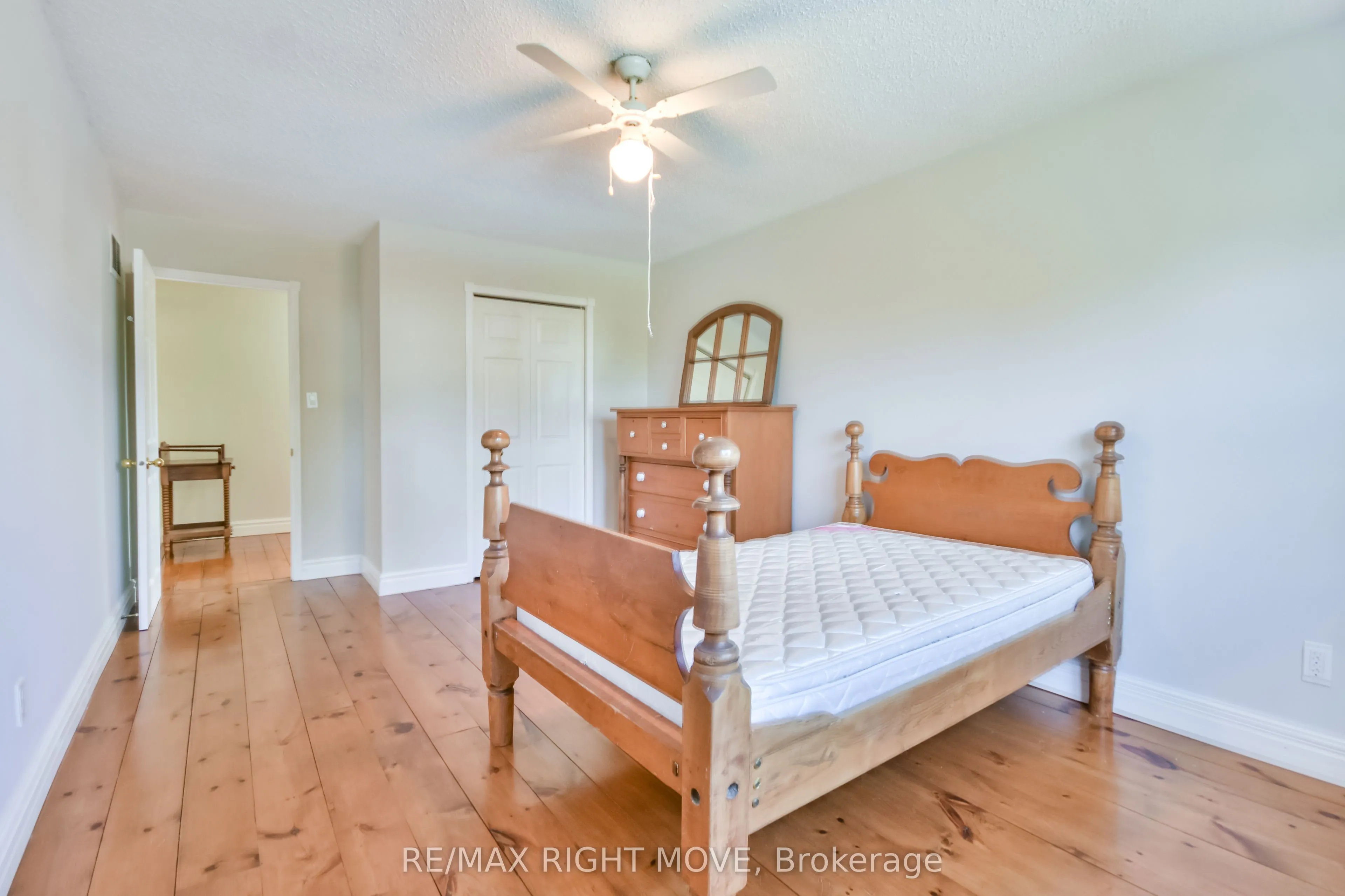 949 Linden Street