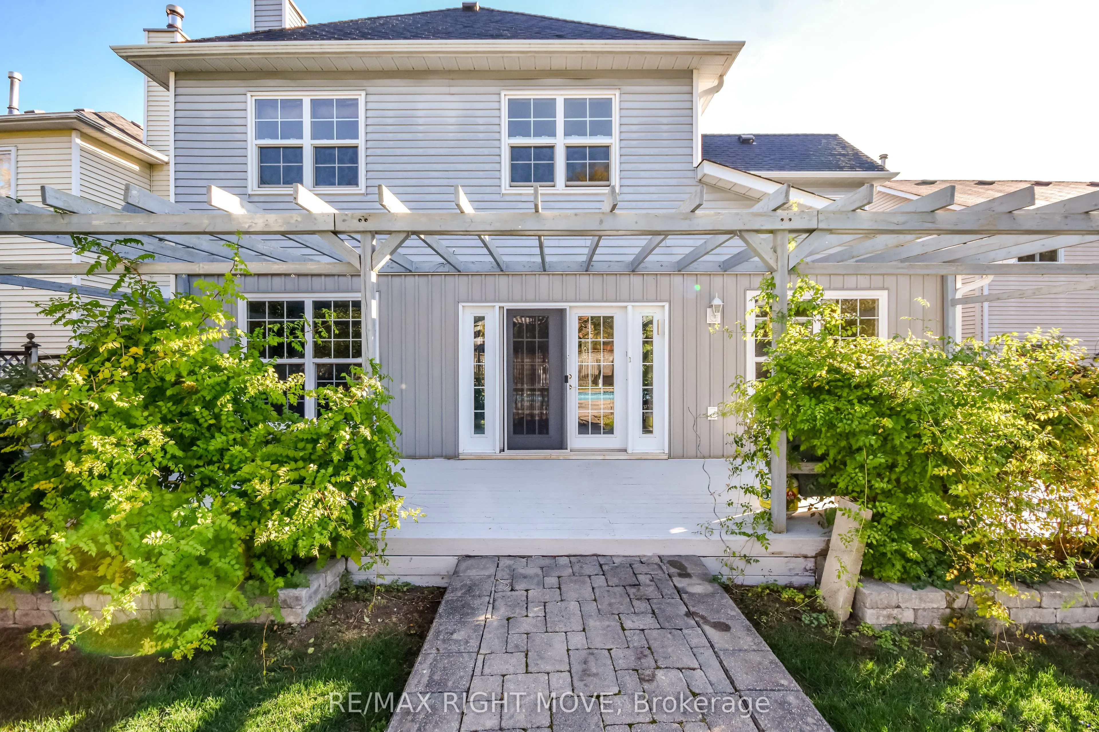 949 Linden Street
