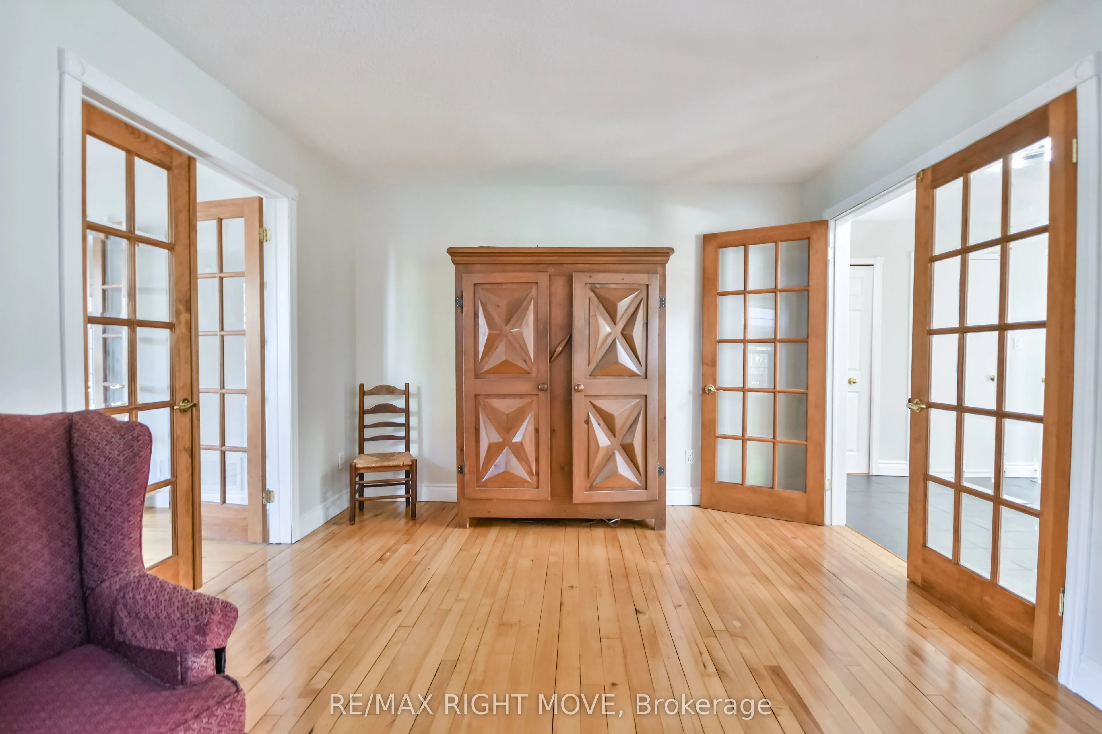 949 Linden Street