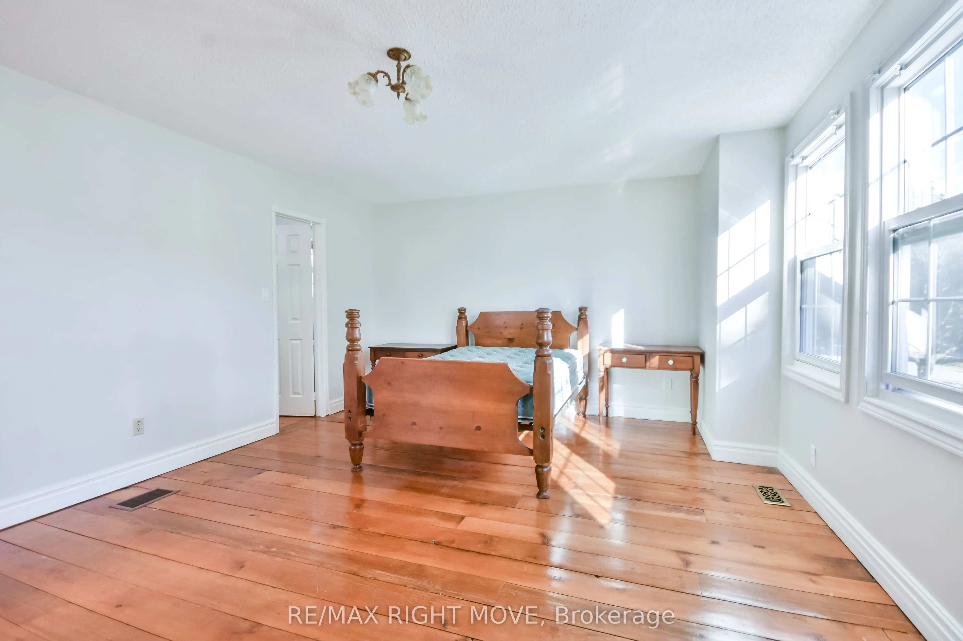 949 Linden Street