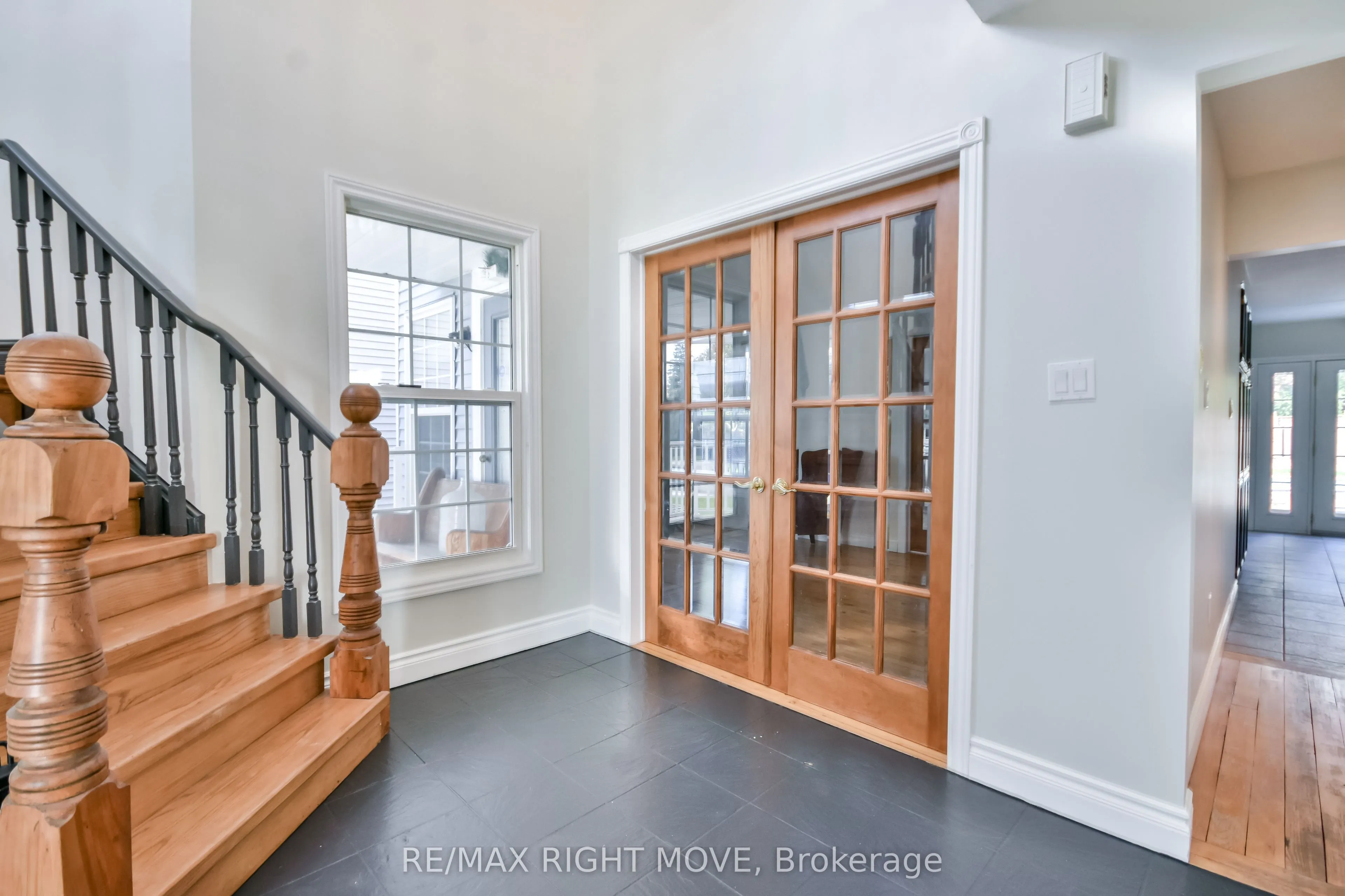 949 Linden Street