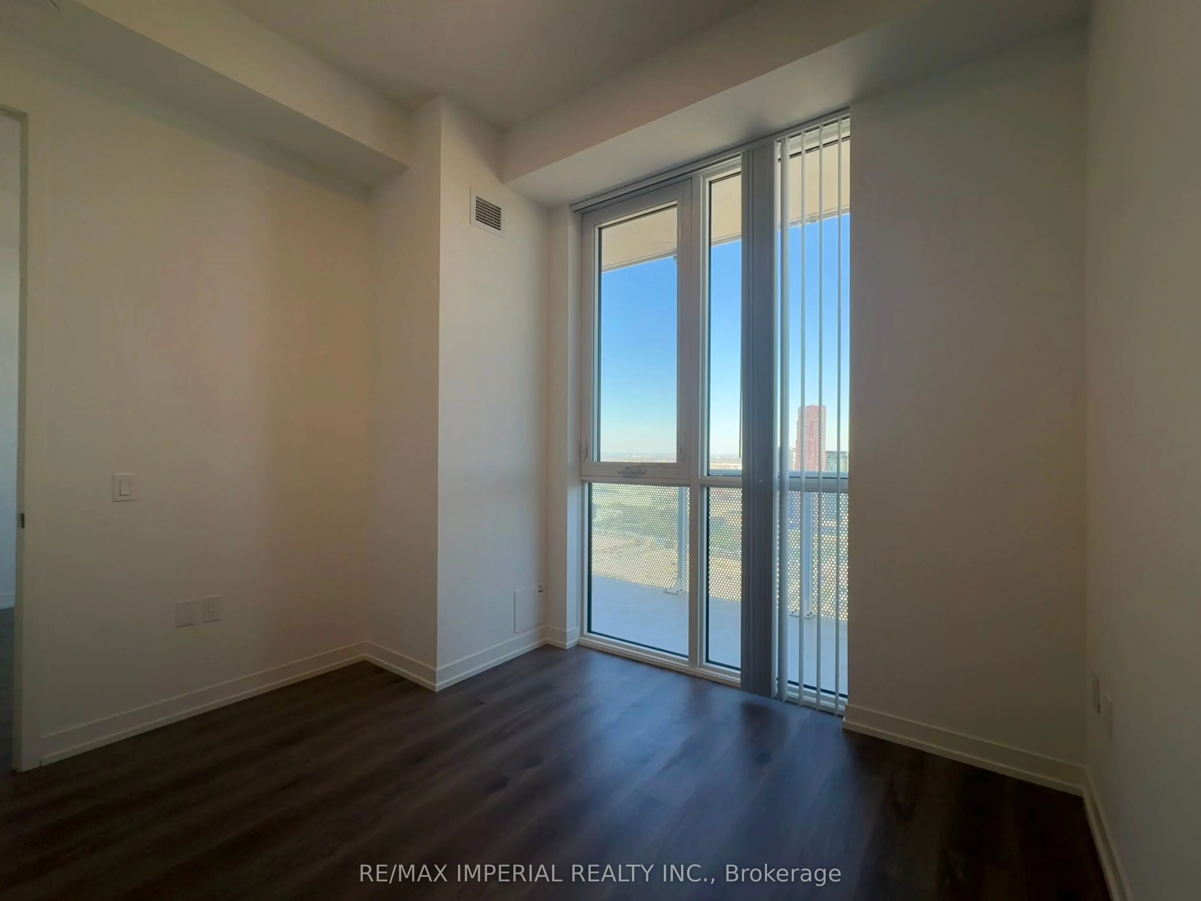 28 Interchange Way, #4607