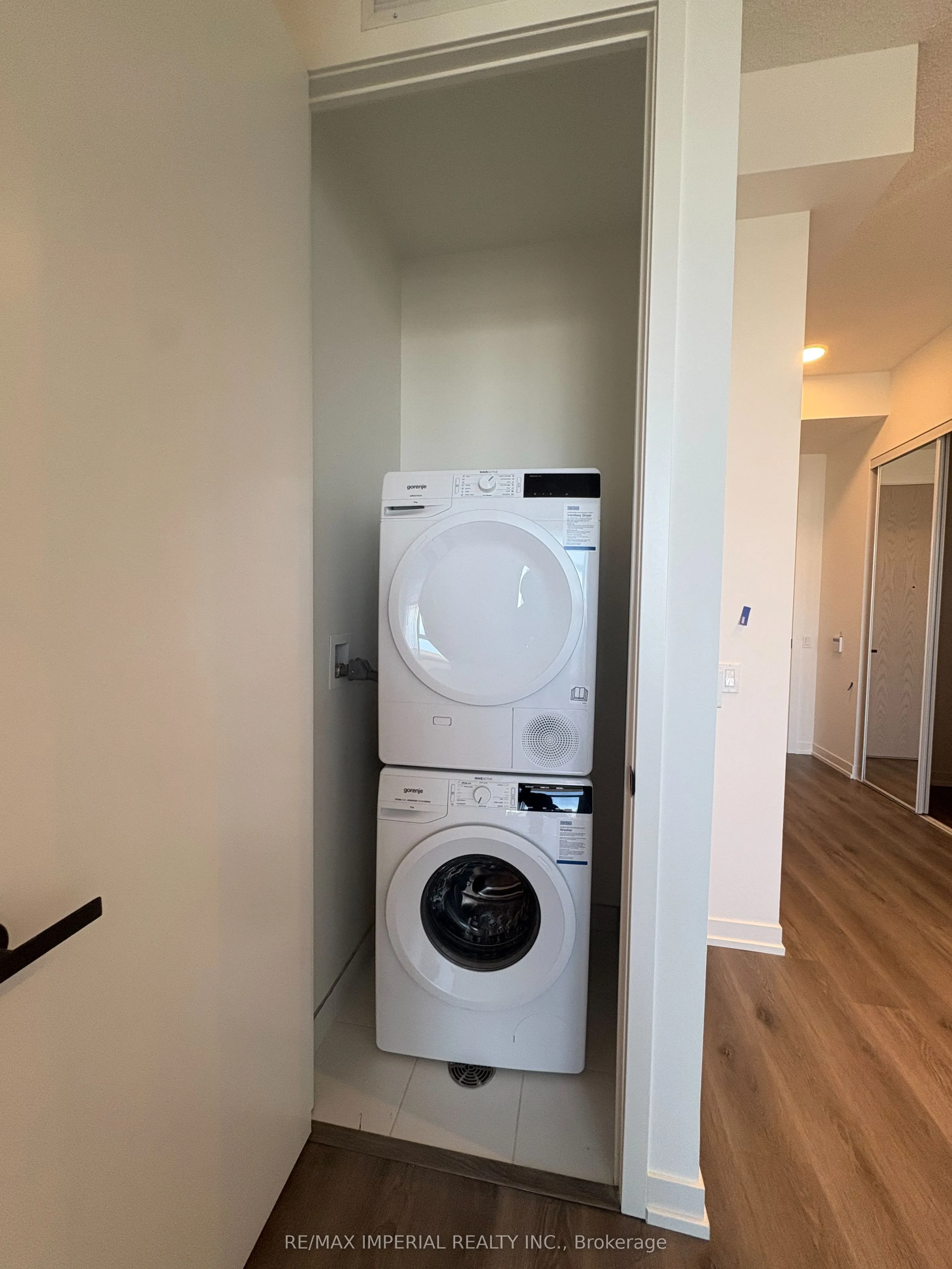28 Interchange Way, #4607