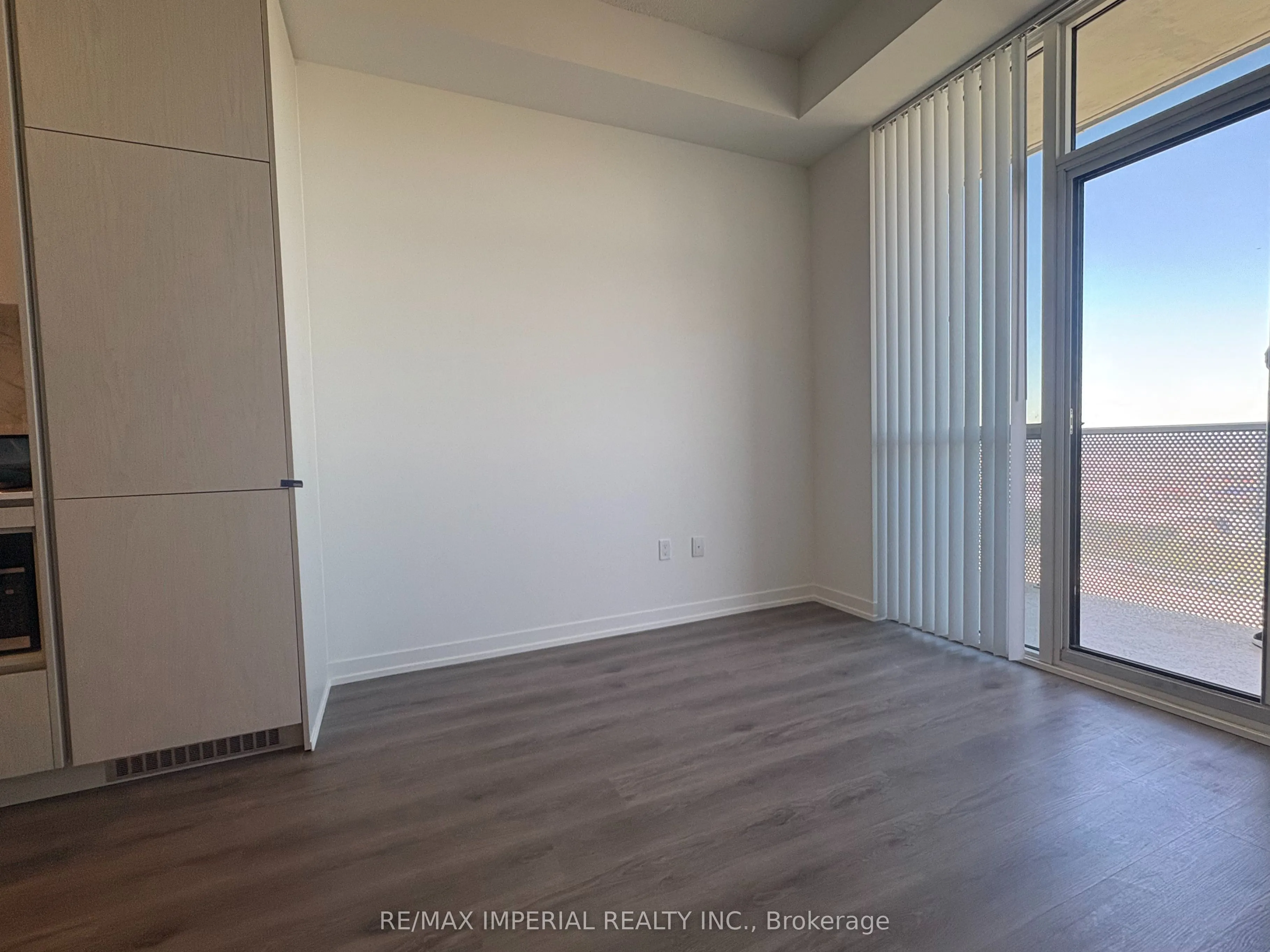 28 Interchange Way, #4607