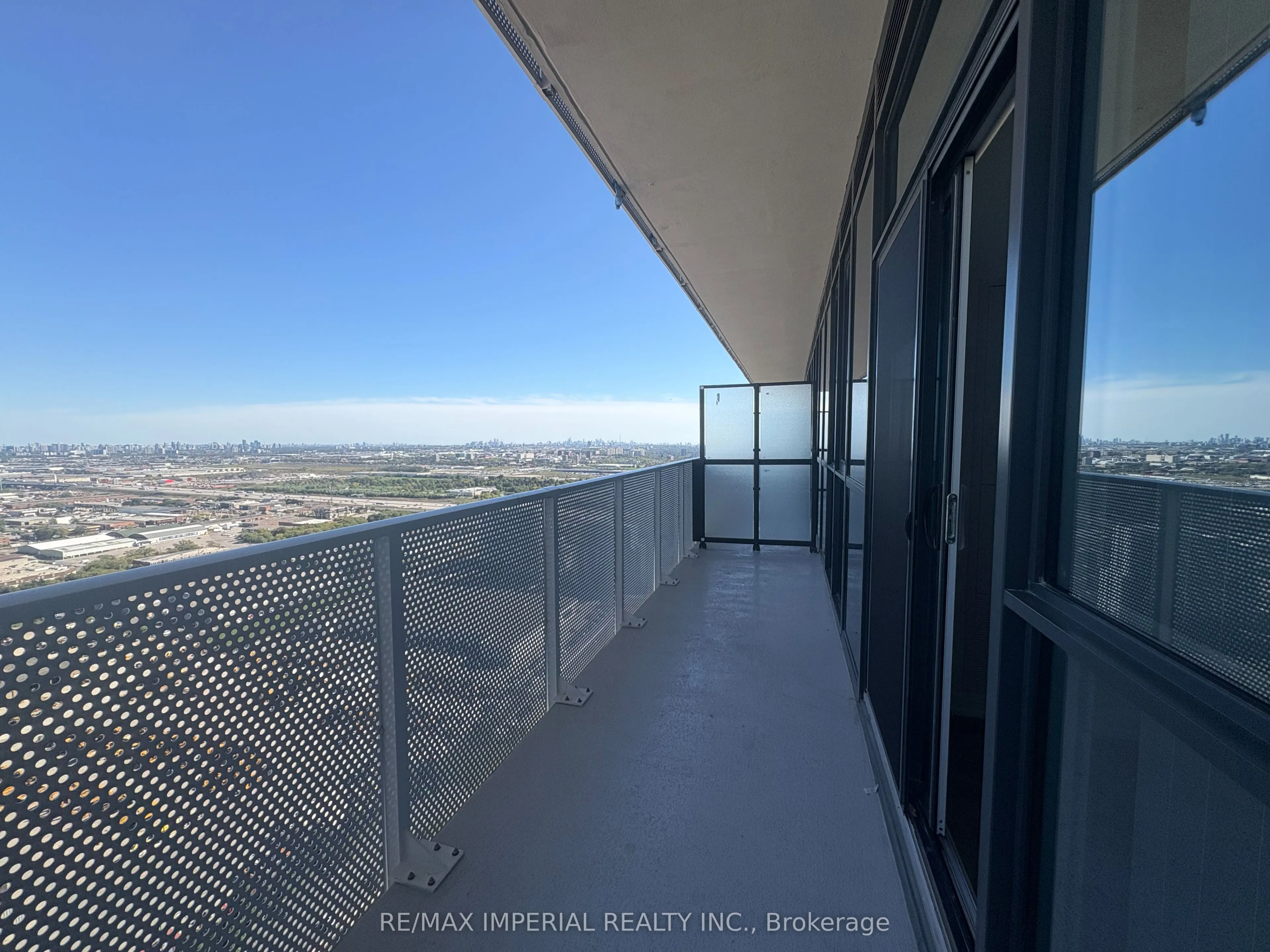 28 Interchange Way, #4607