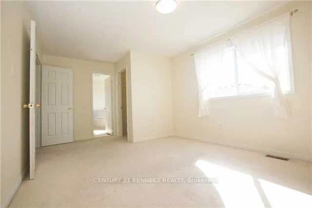 18 Pinecrest Street