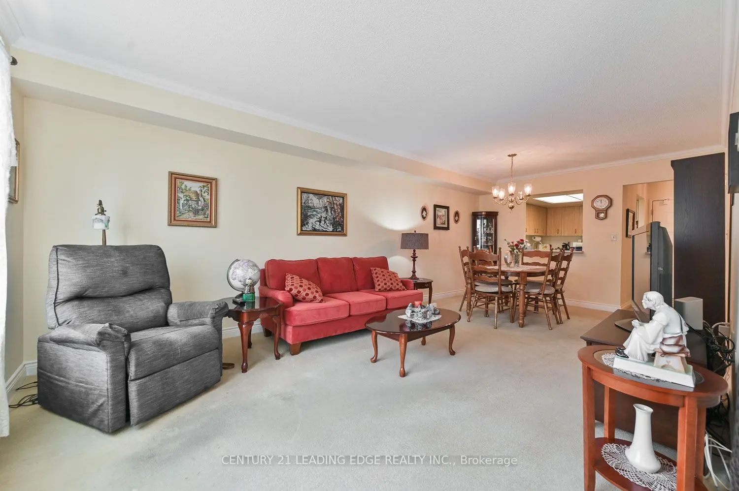 100 Anna Russell Way, #317