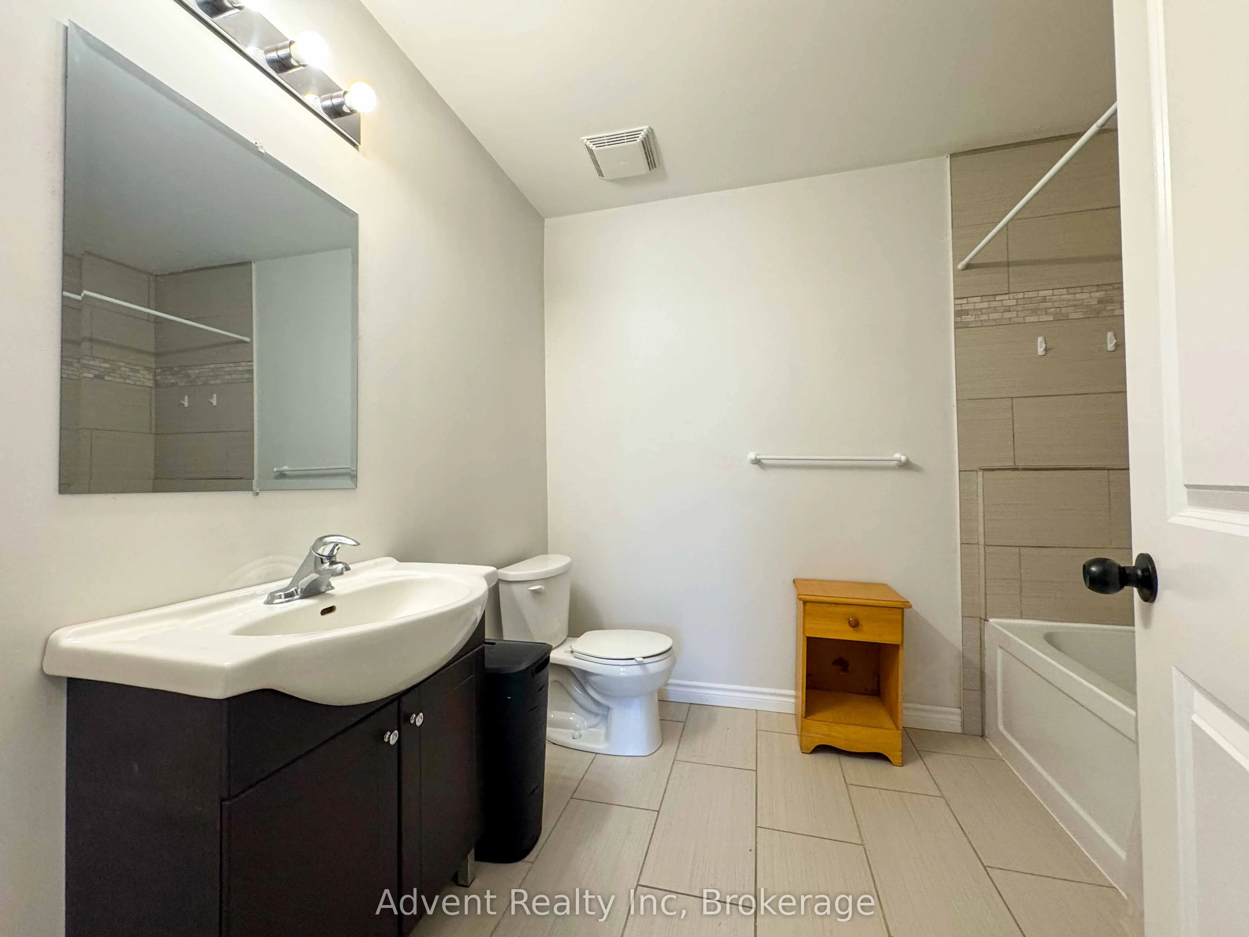49 Brentwood Road