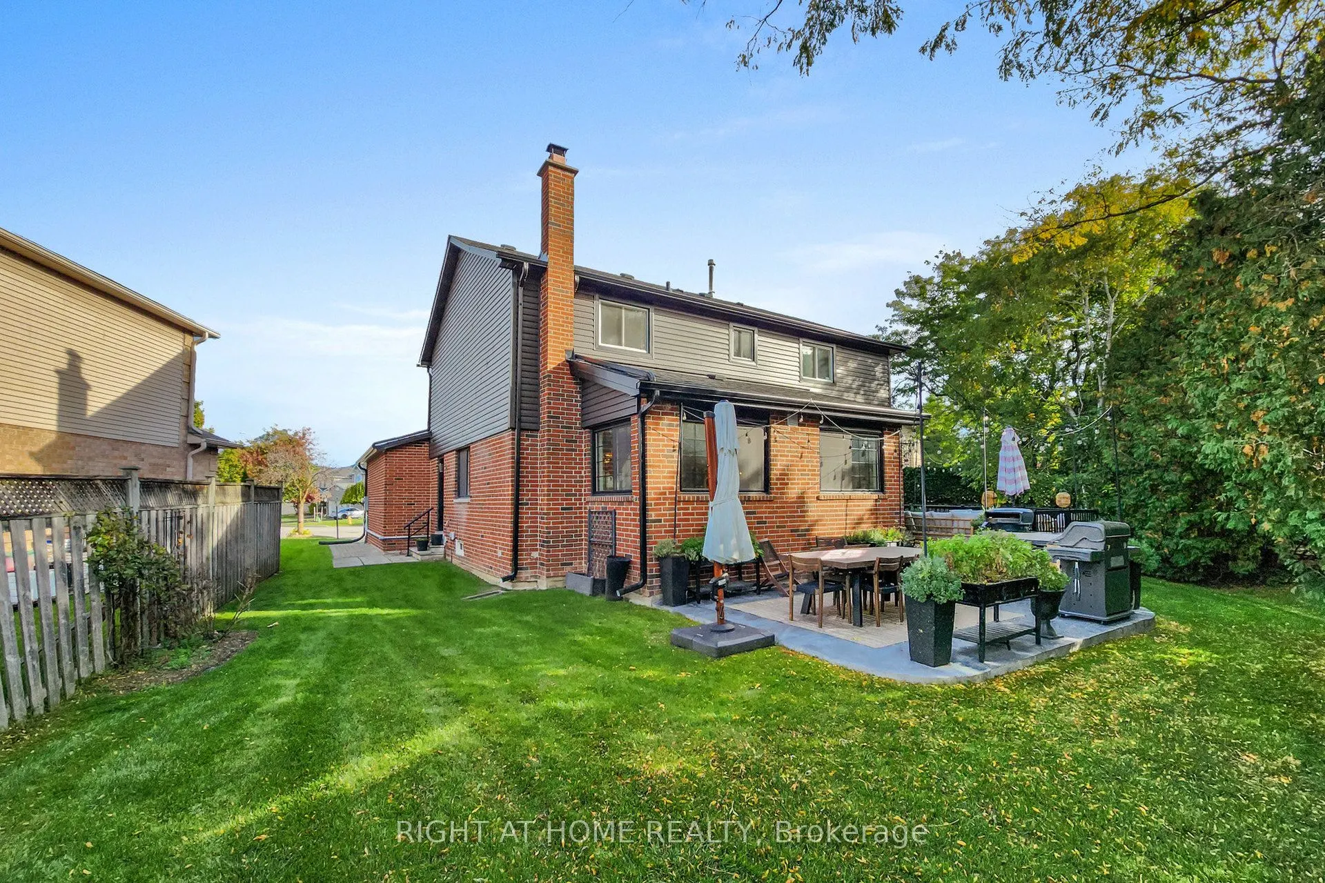 24 Cummings Court