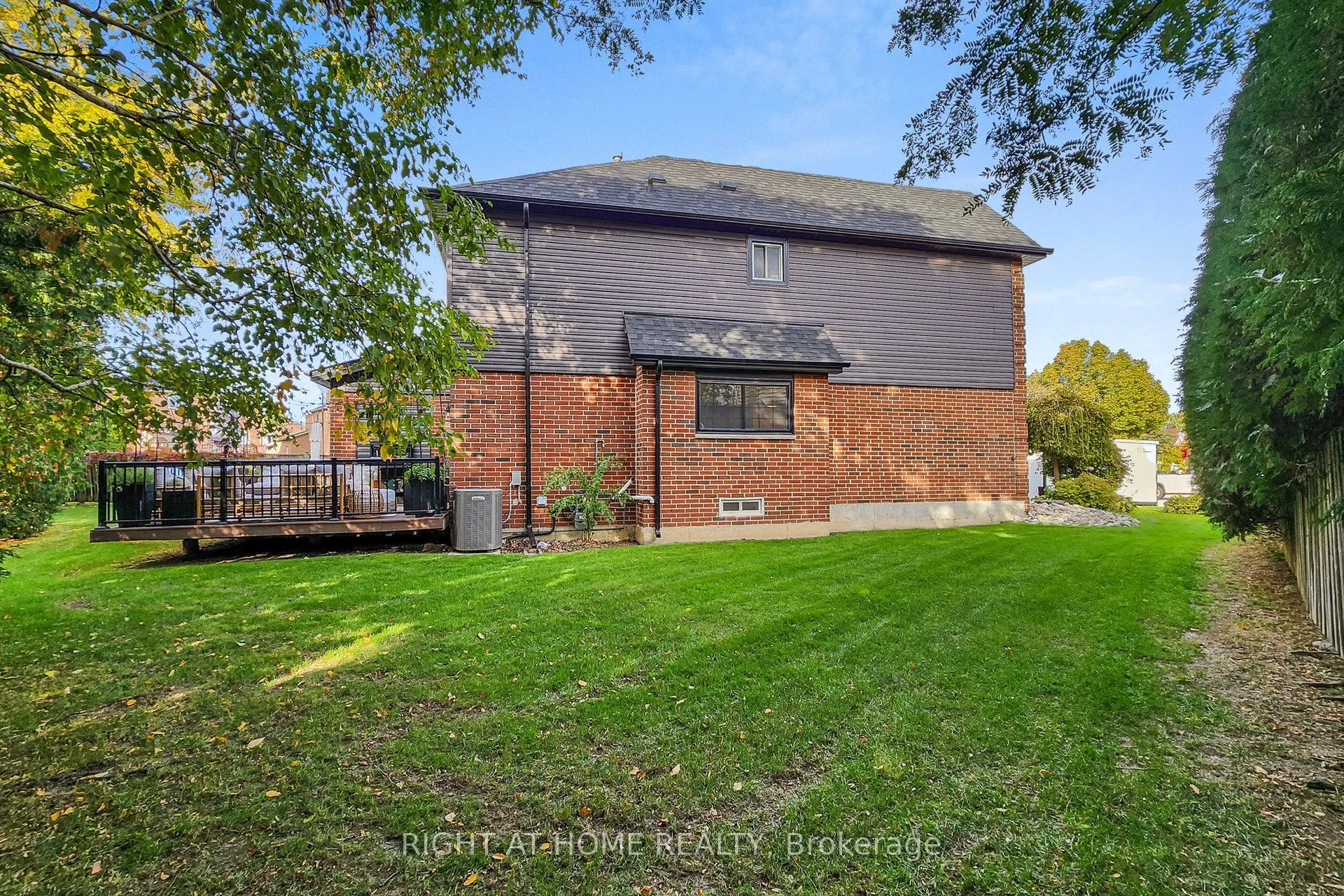 24 Cummings Court