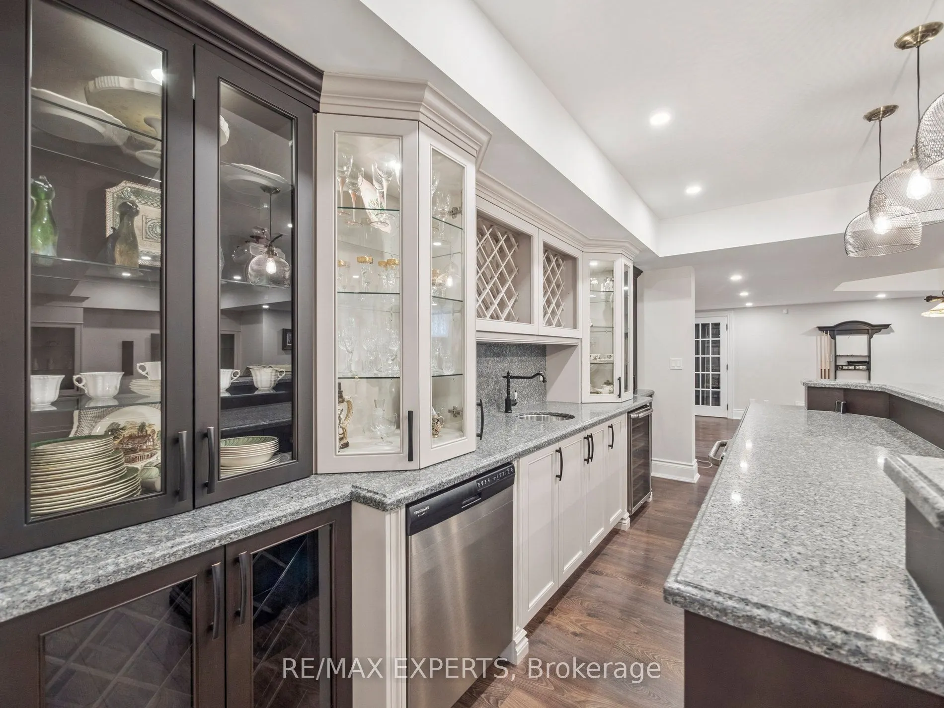 105 Eden Vale Drive SE