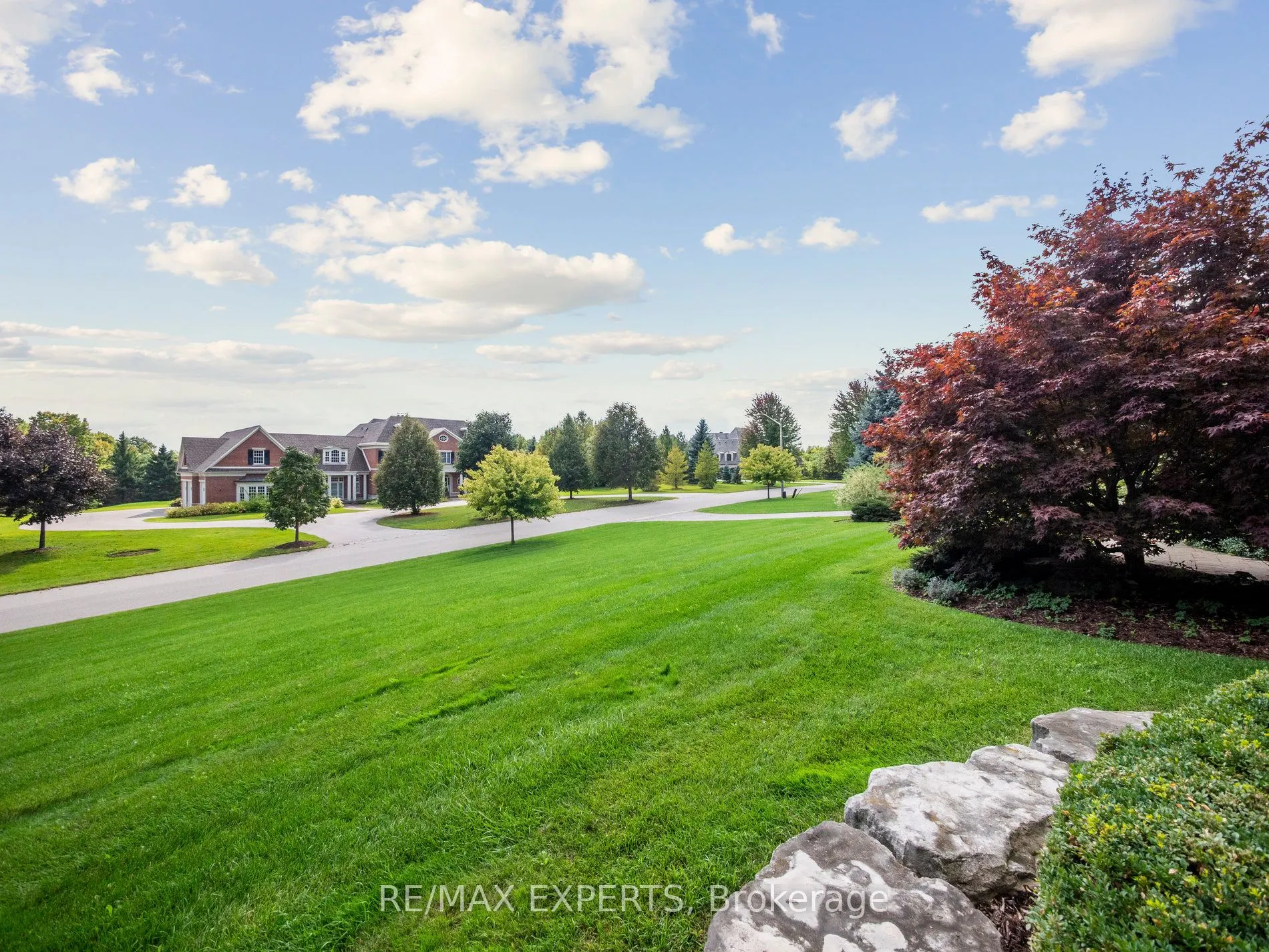 105 Eden Vale Drive SE