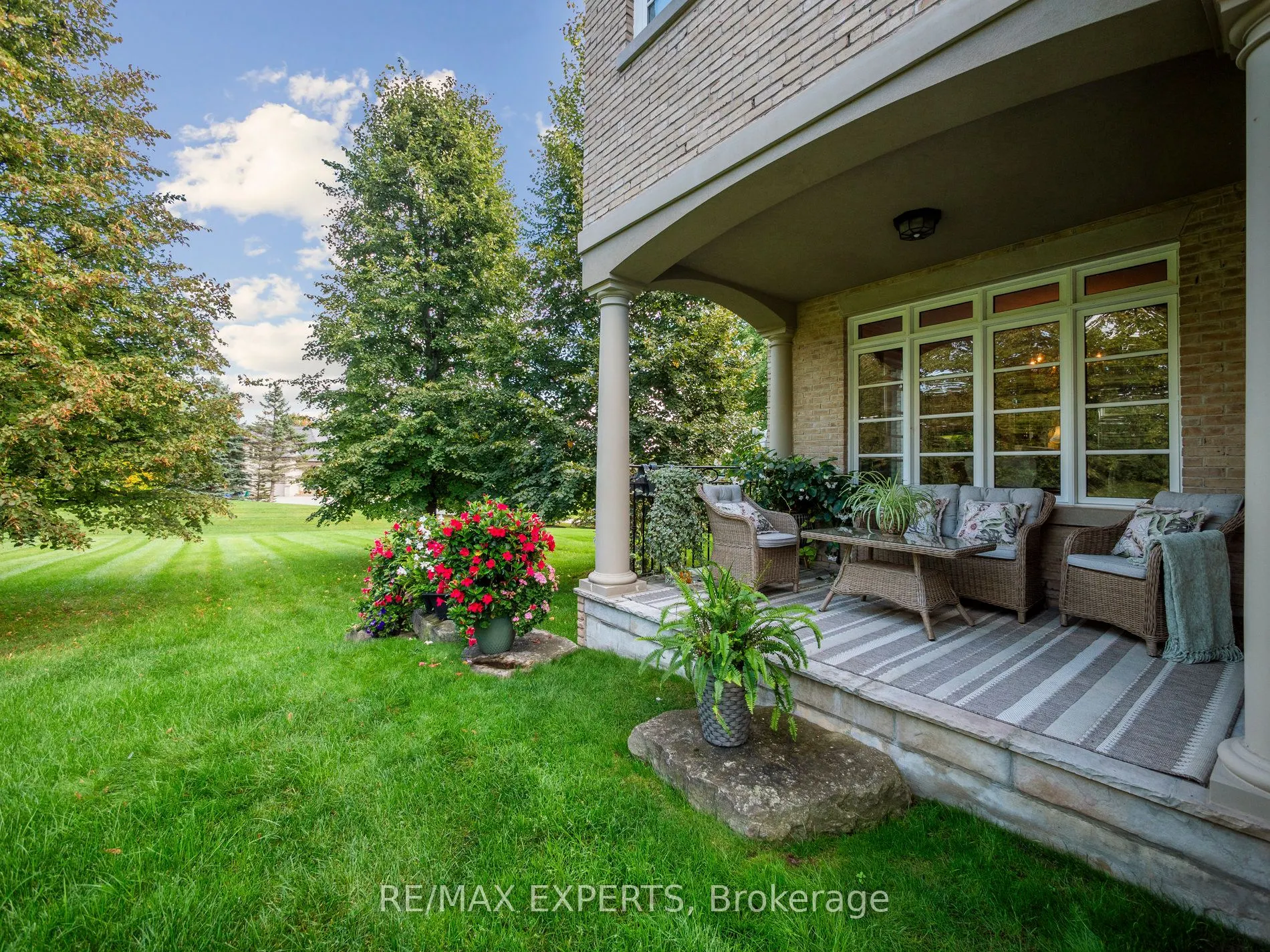 105 Eden Vale Drive SE