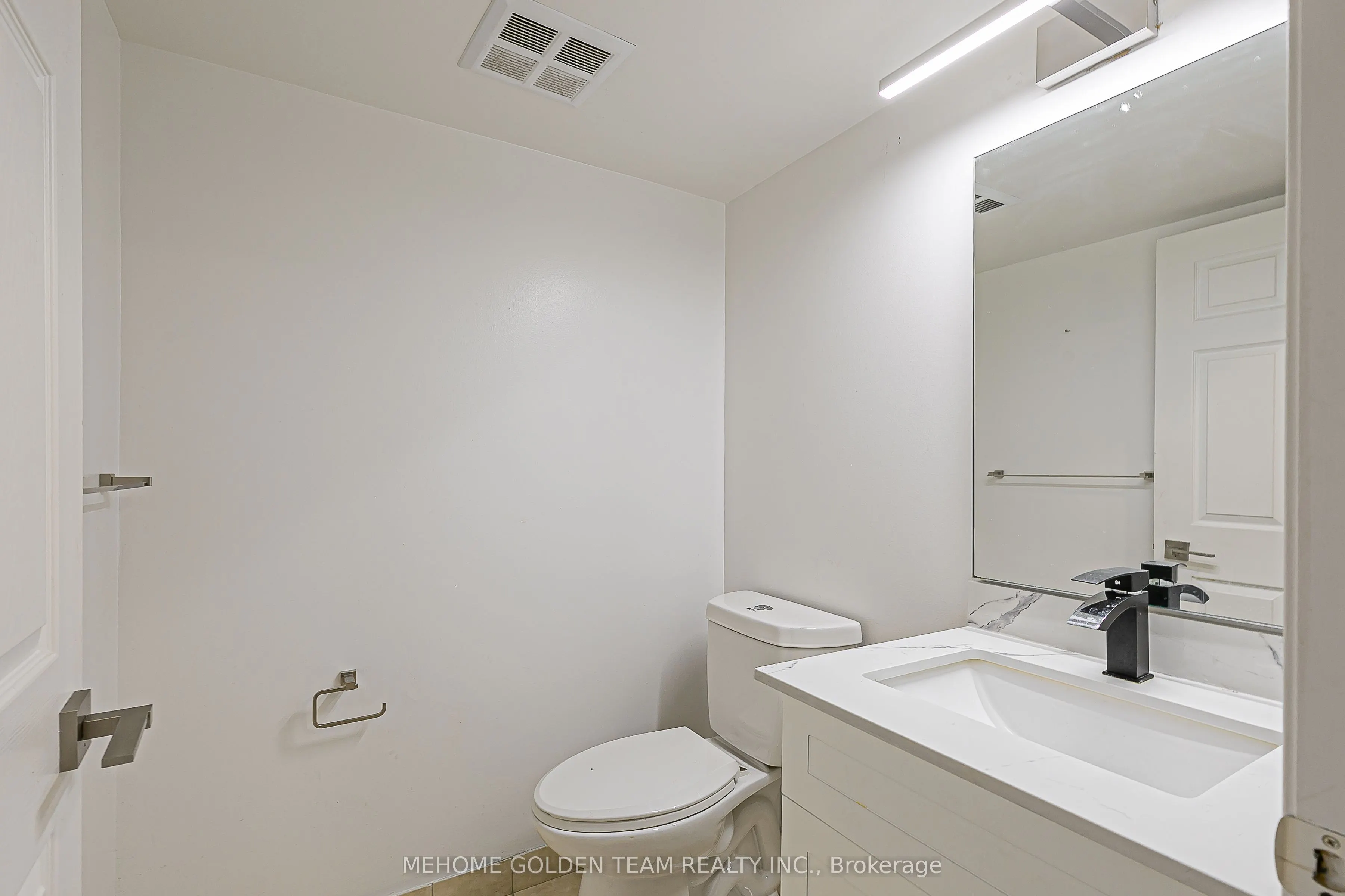 51 Baffin Court, #702