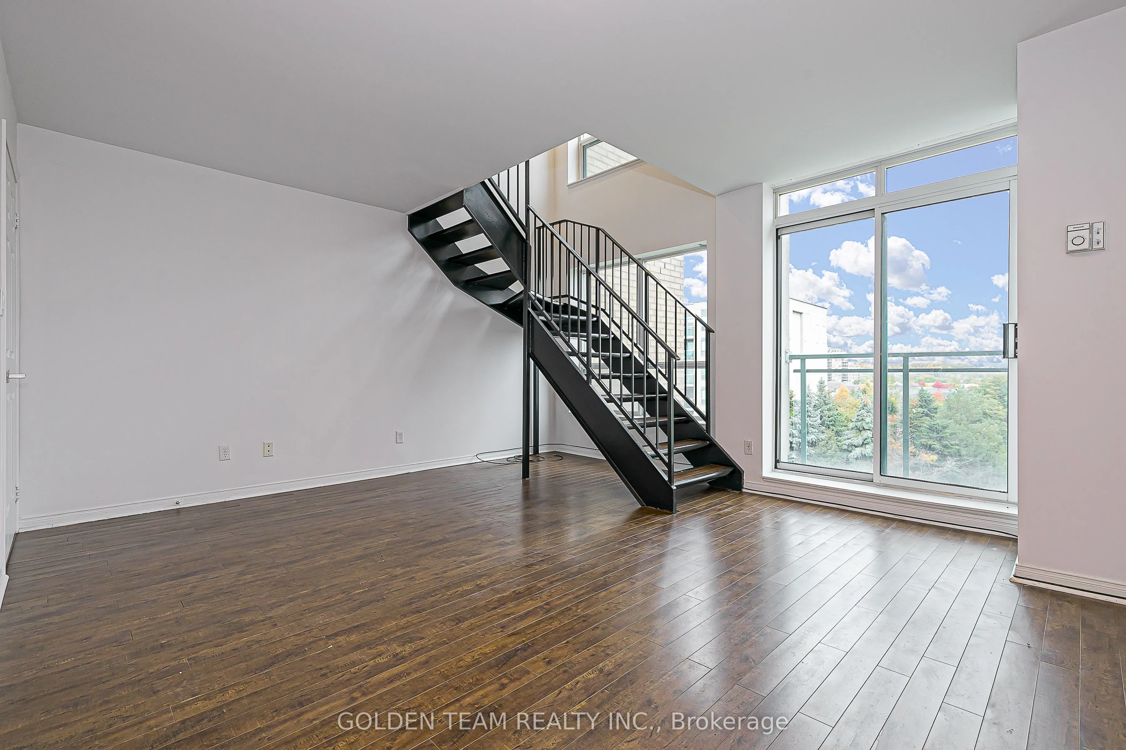 51 Baffin Court #702