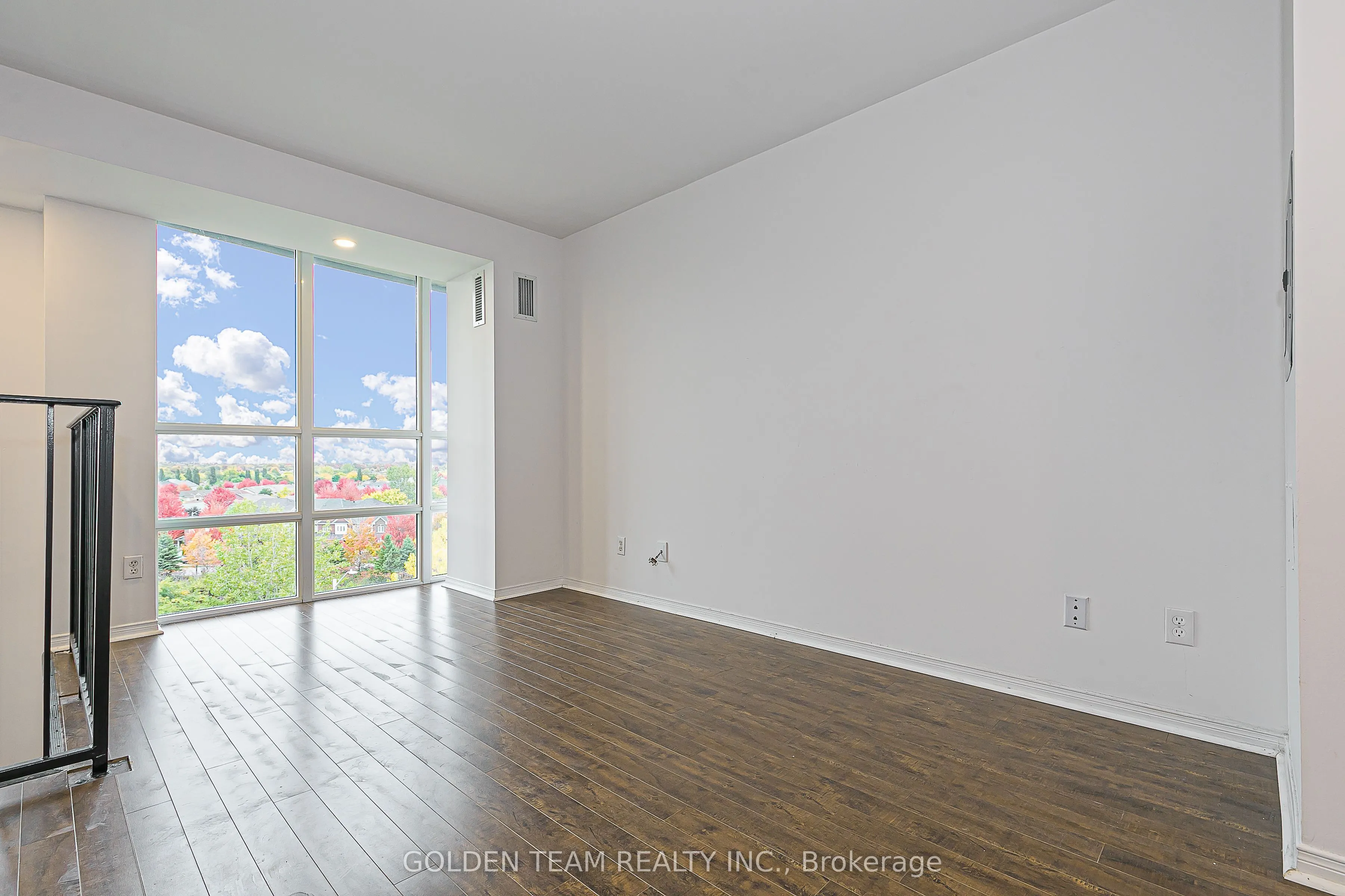 51 Baffin Court #702