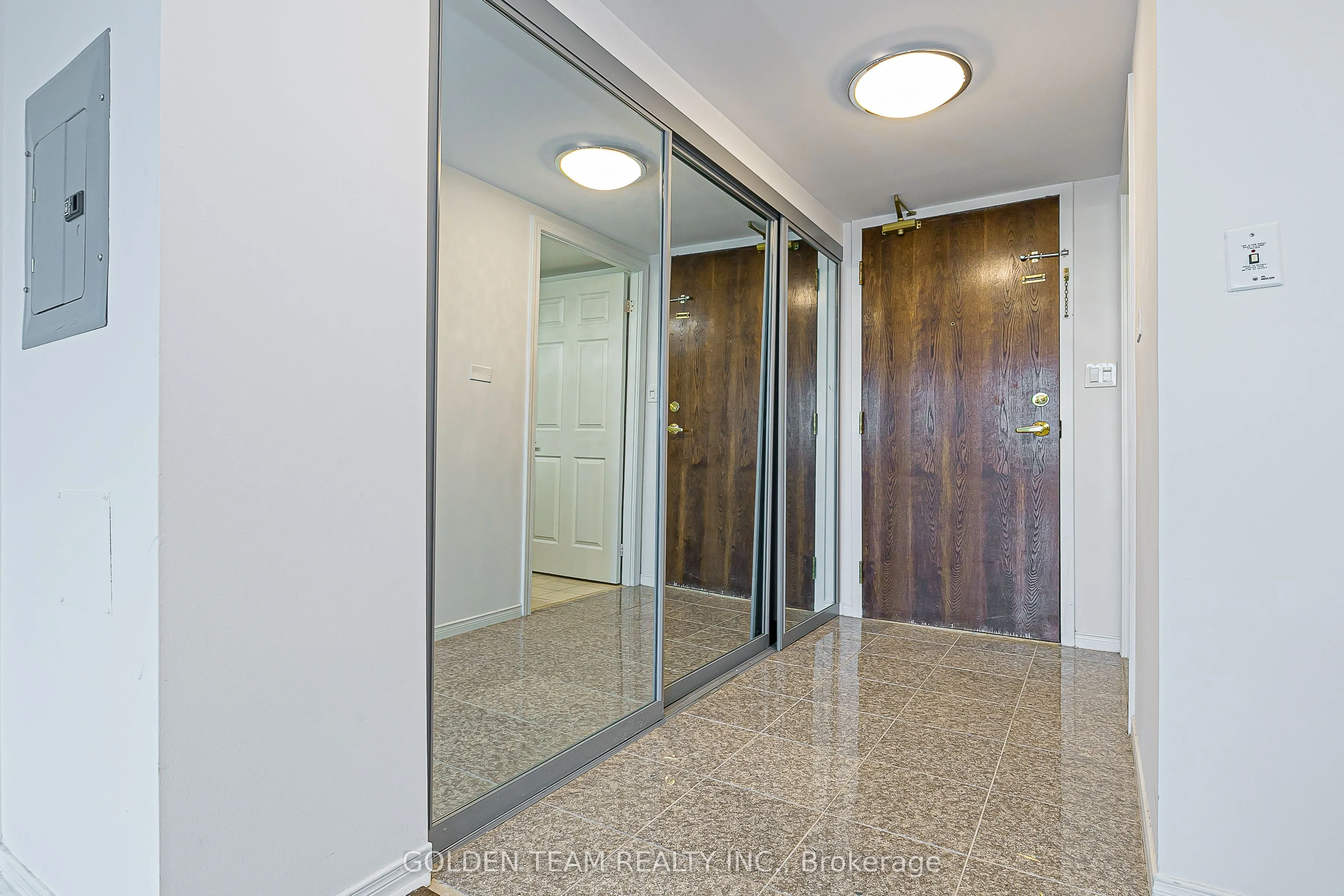 51 Baffin Court #702
