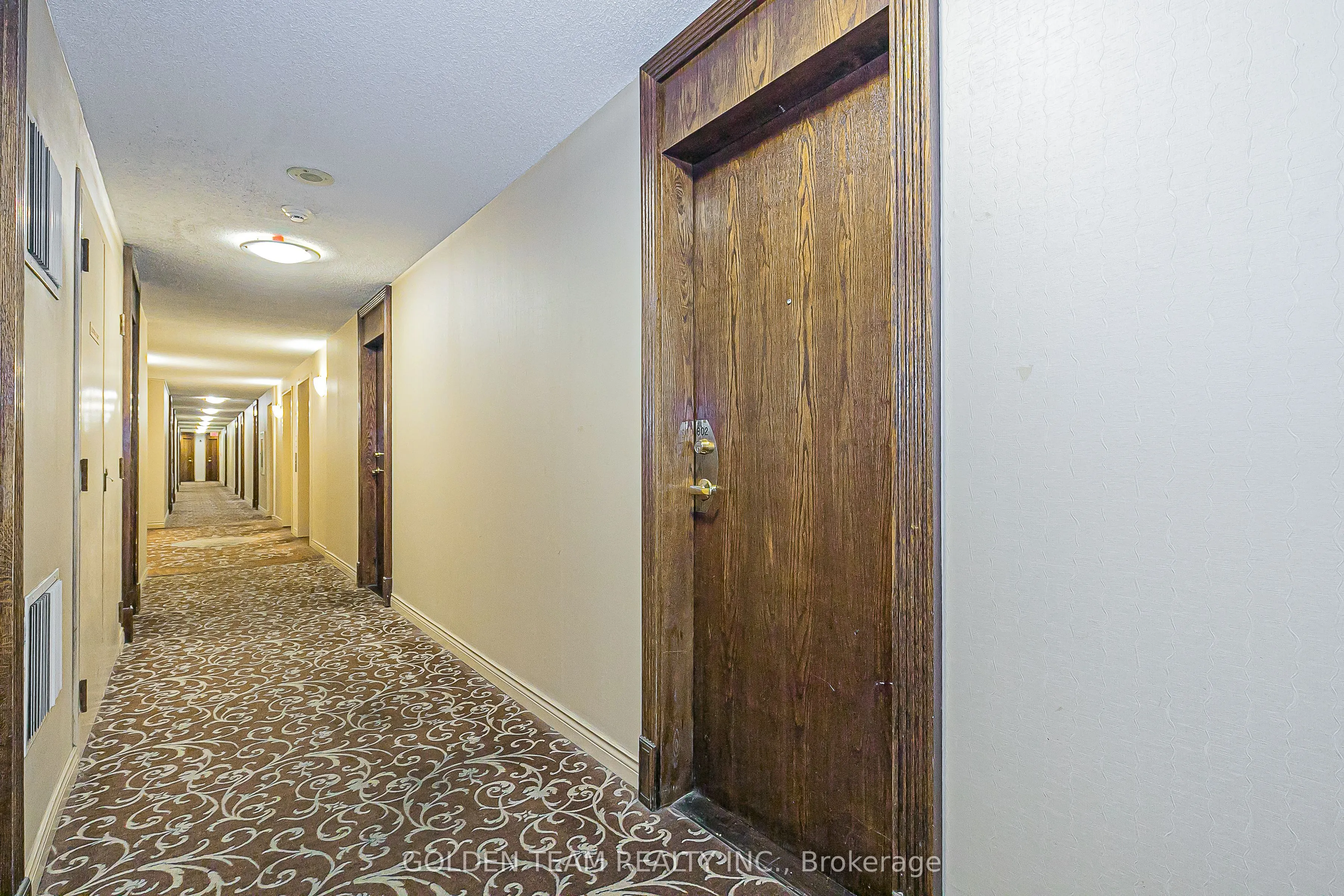 51 Baffin Court #702