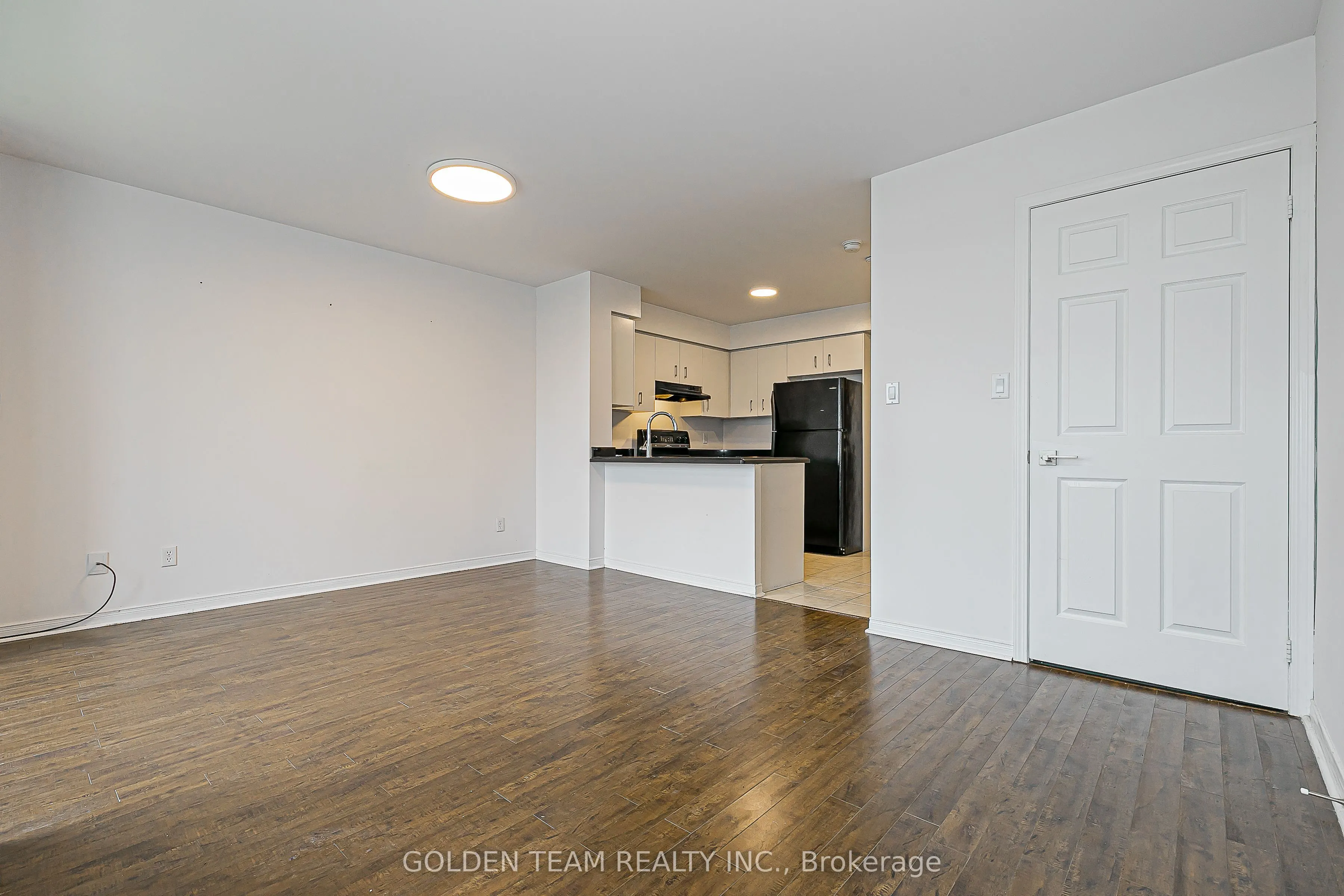 51 Baffin Court #702