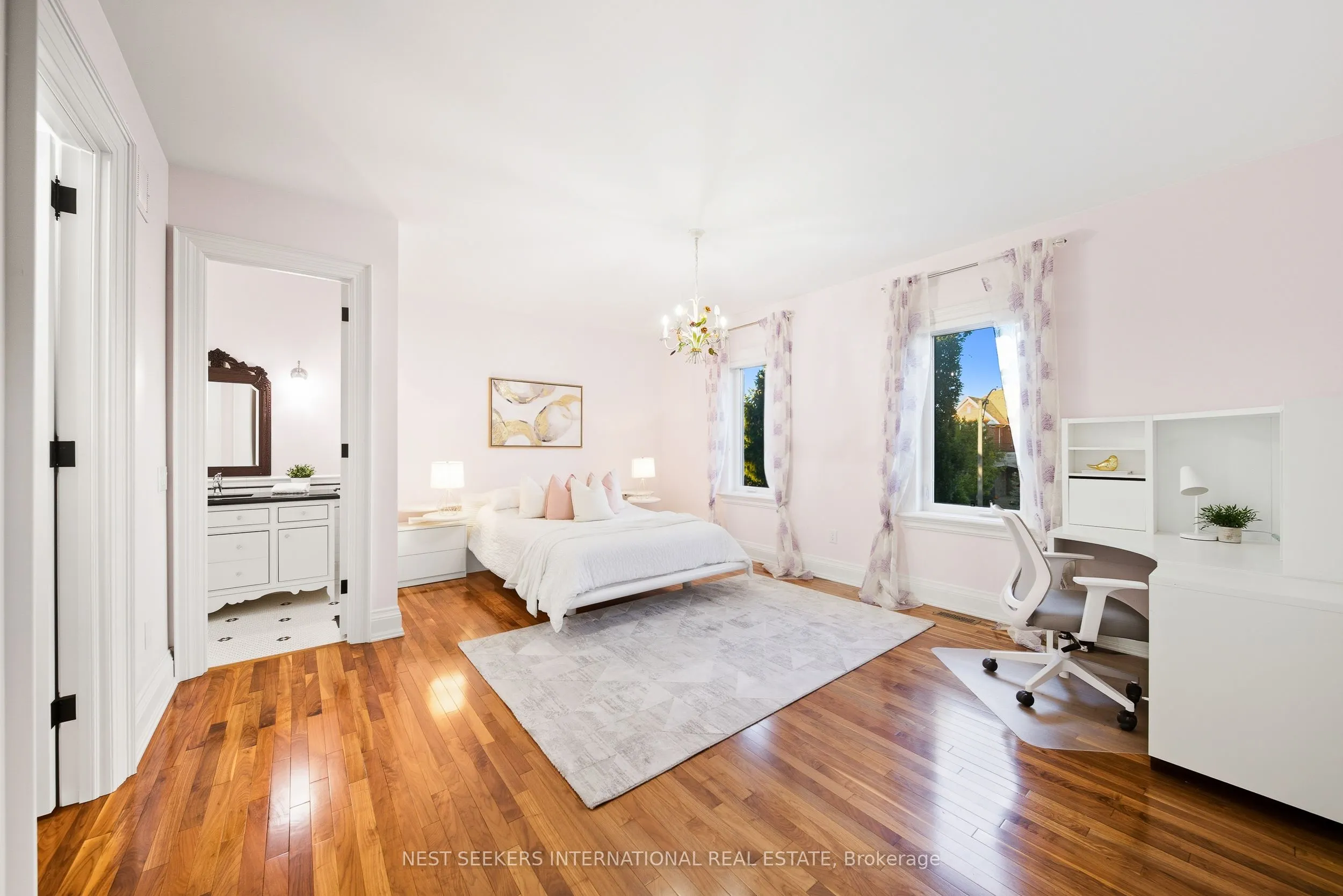 79 Grandvista Crescent