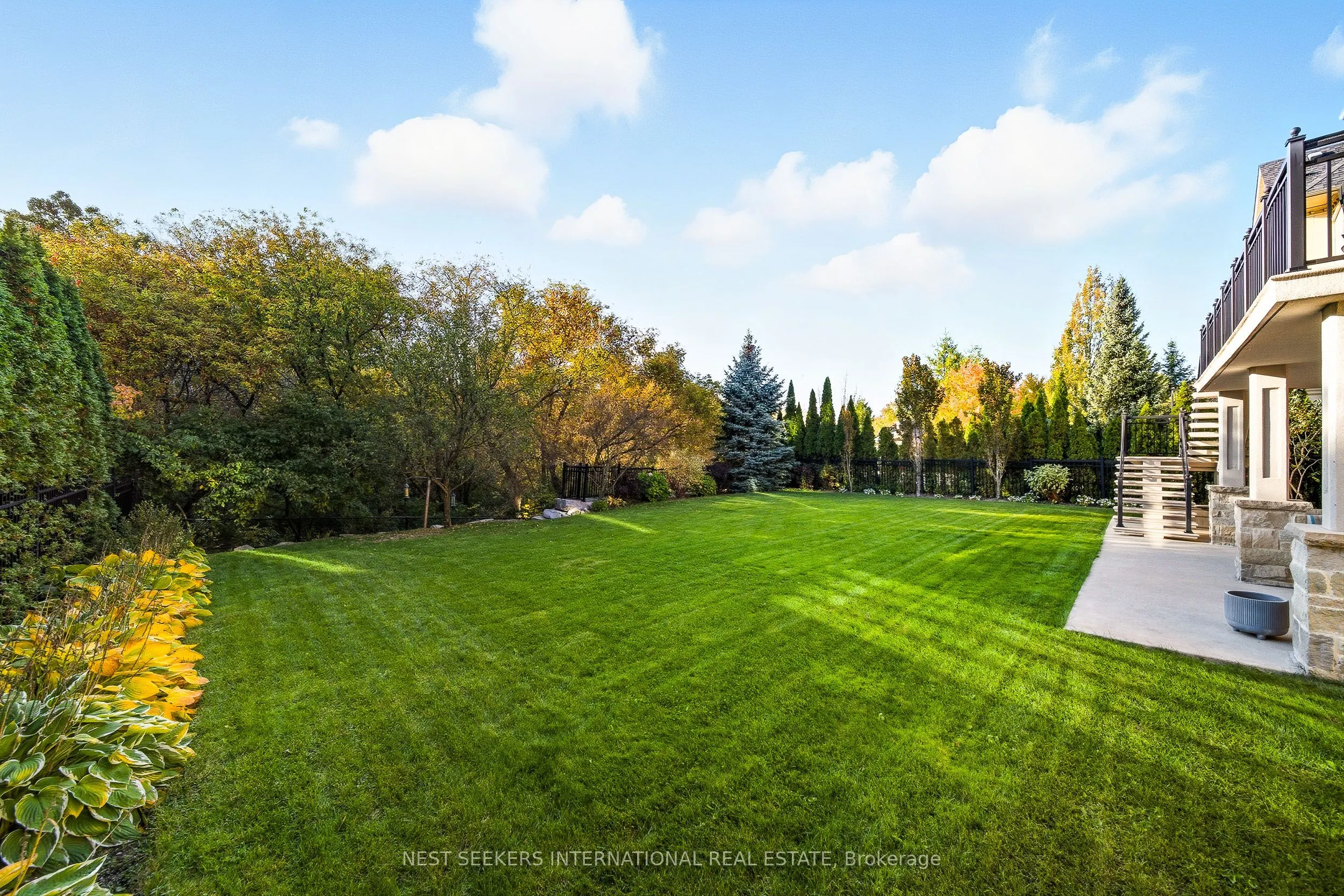 79 Grandvista Crescent