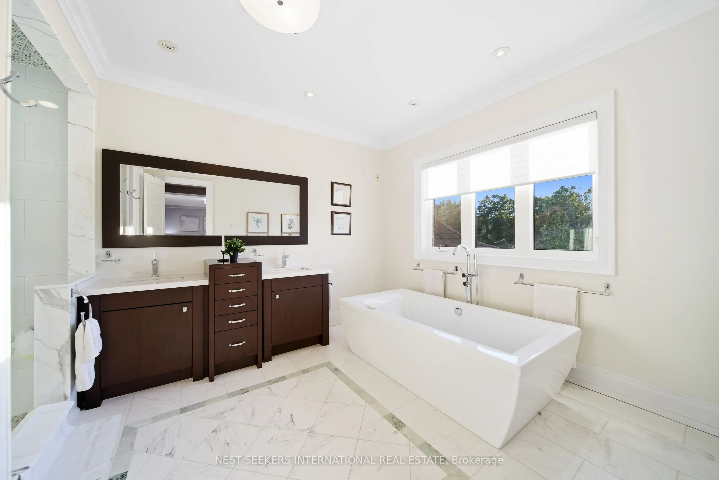 79 Grandvista Crescent