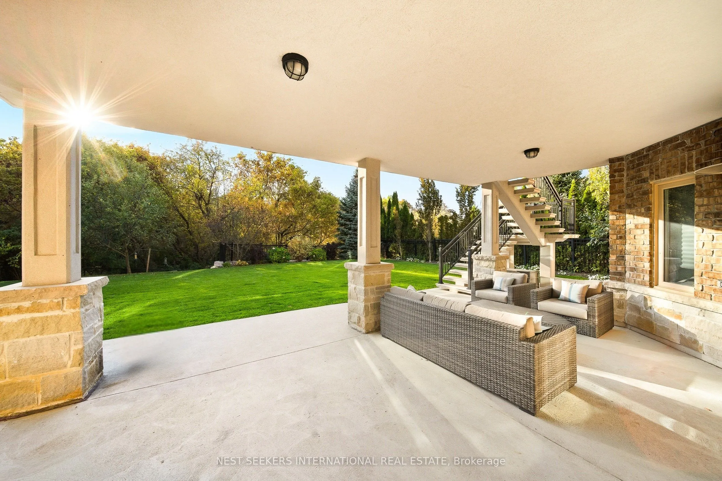 79 Grandvista Crescent