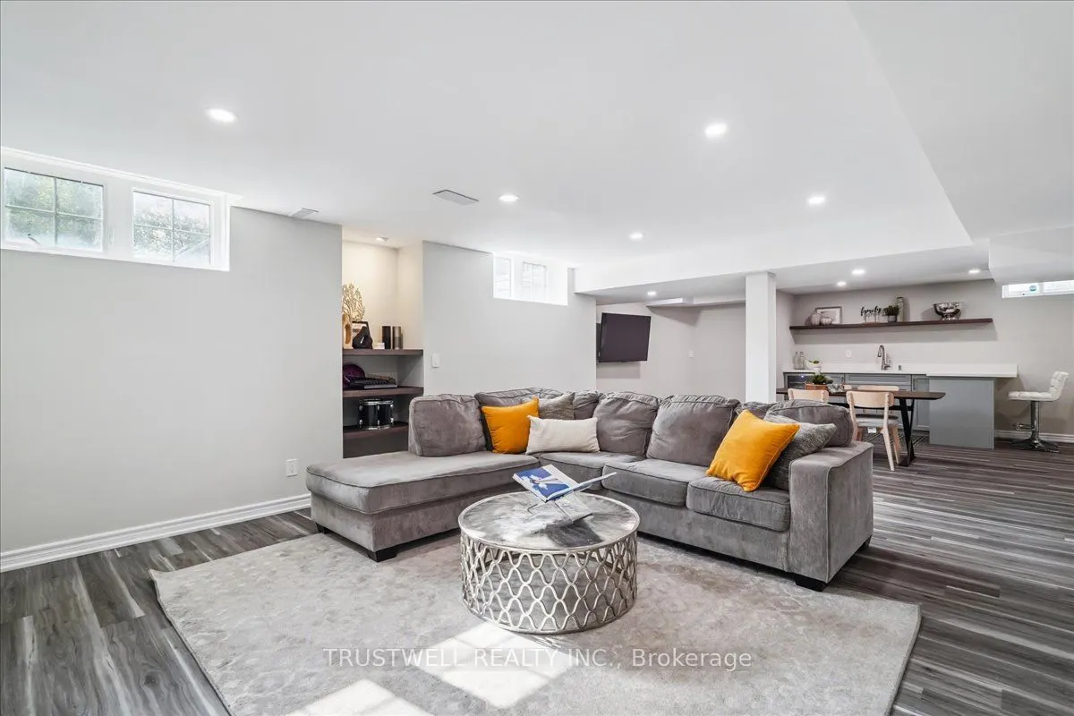1 Mccombe Lane
