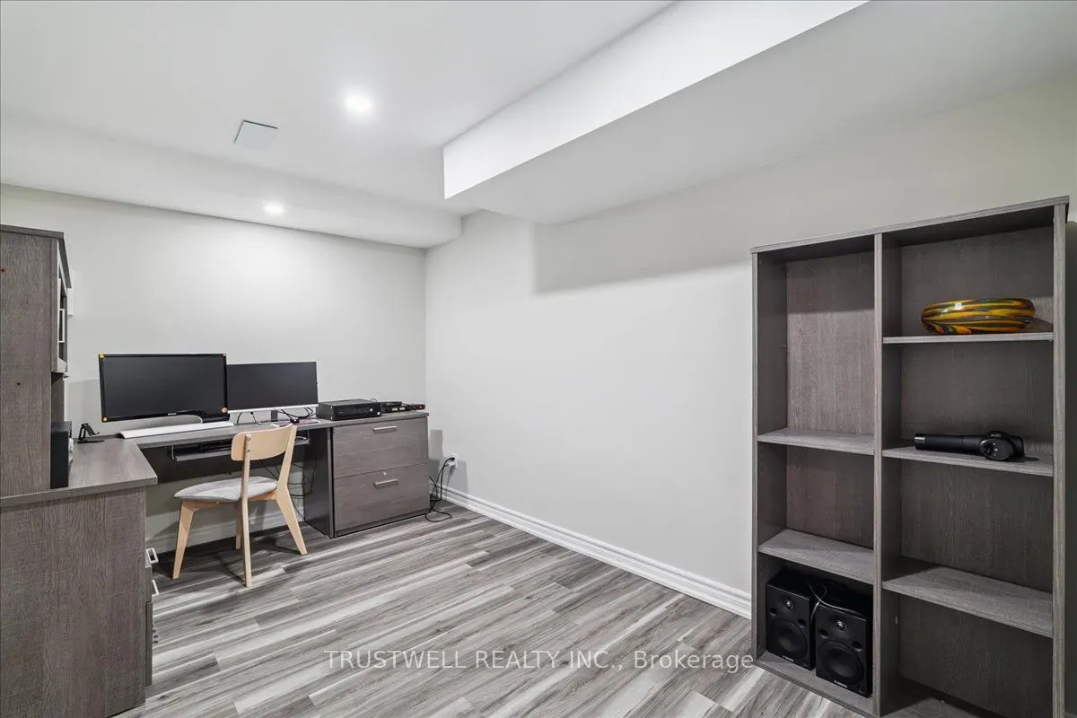 1 Mccombe Lane