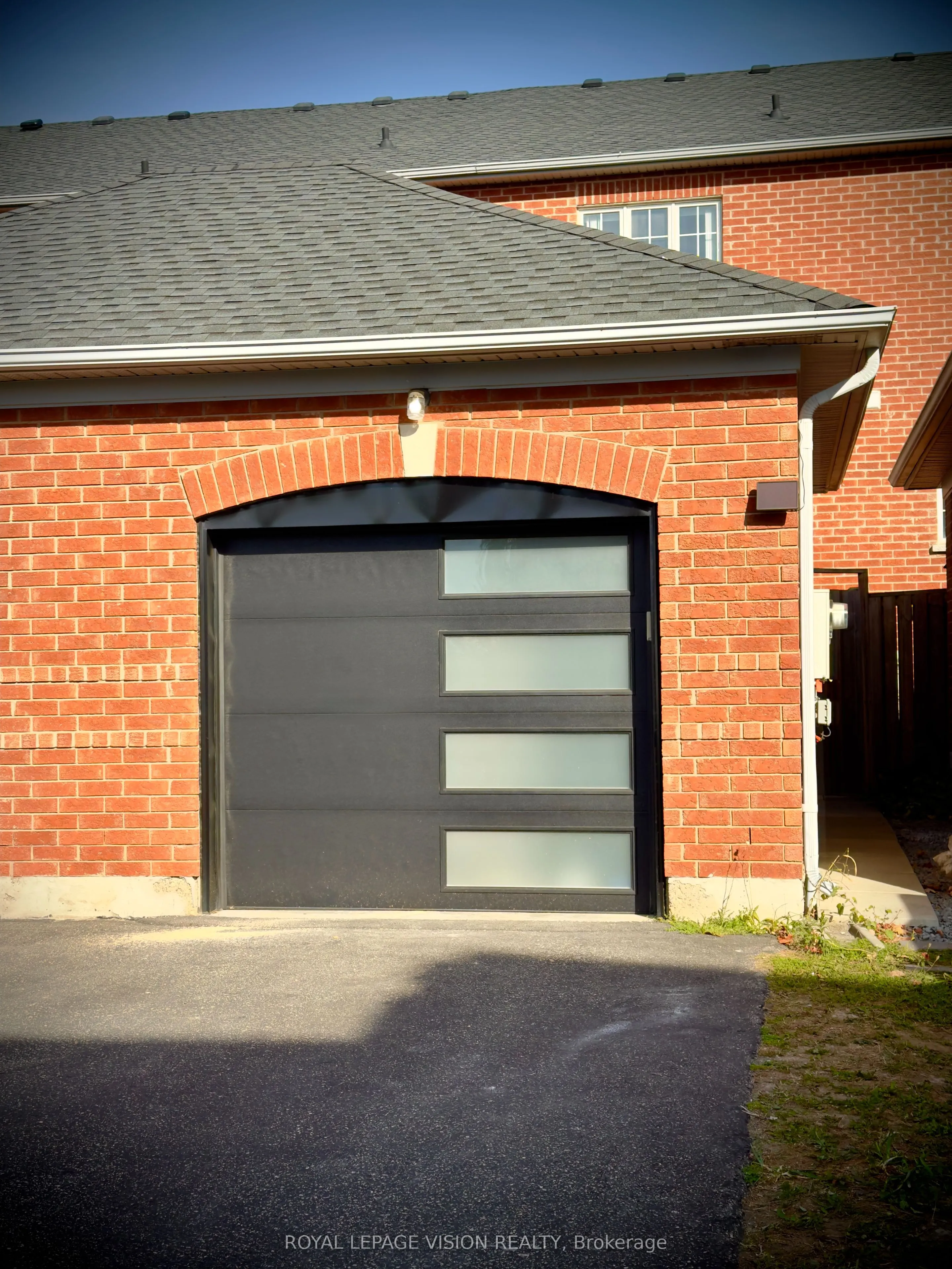 447 White's Hill Avenue