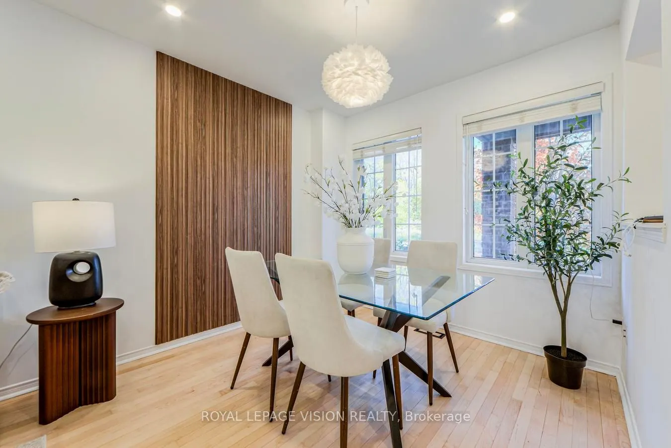 447 White's Hill Avenue