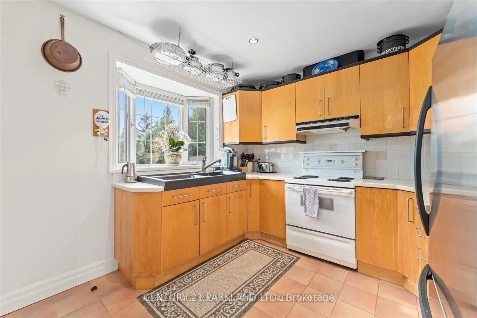 315 Forde Crescent, #Main Floor