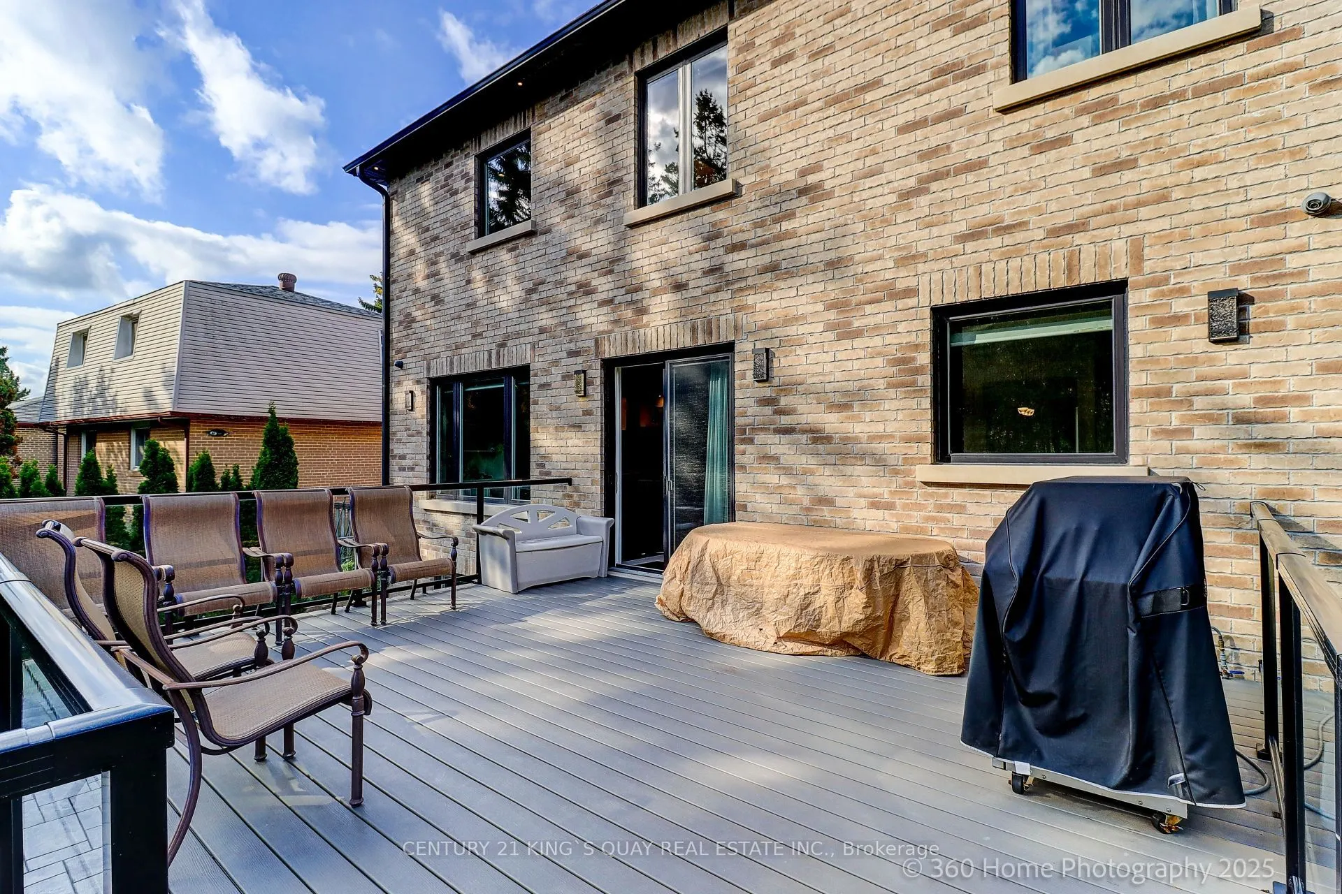 386 Alper Street