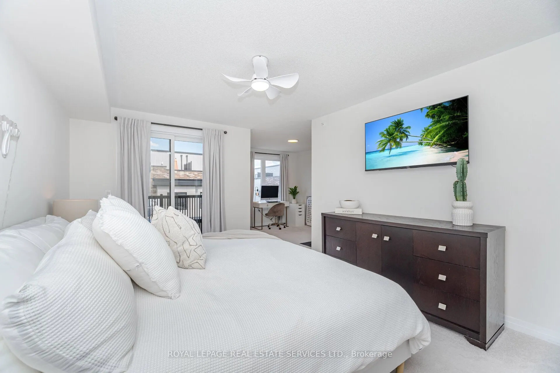 40 Baynes Way, #2