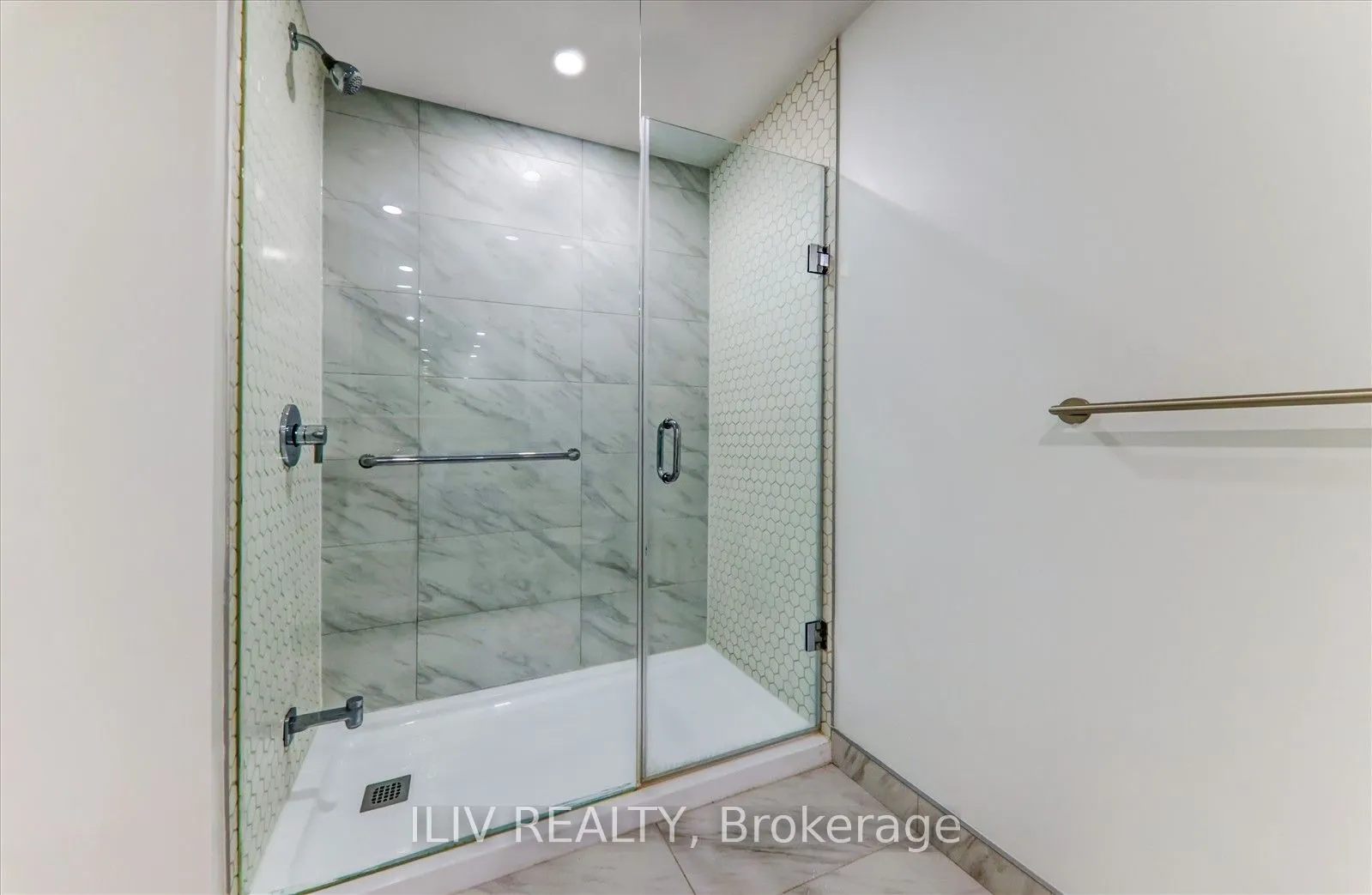 8 Cedar Drive, ##1125
