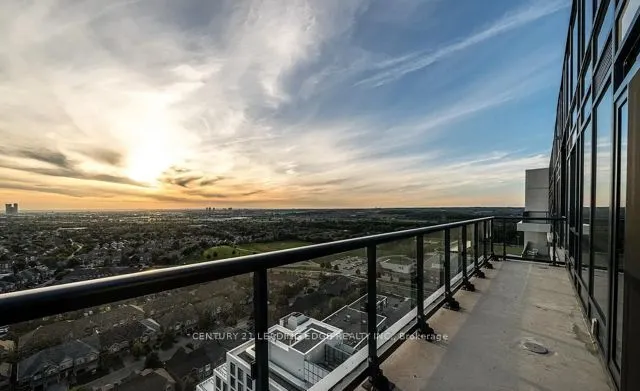 7950 BATHURST Street N, #2503
