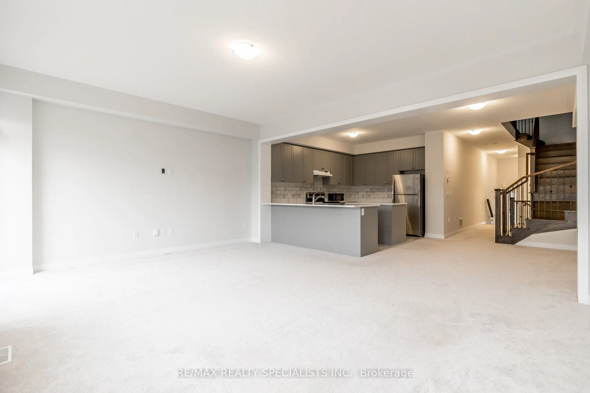 58 Landolfi Way