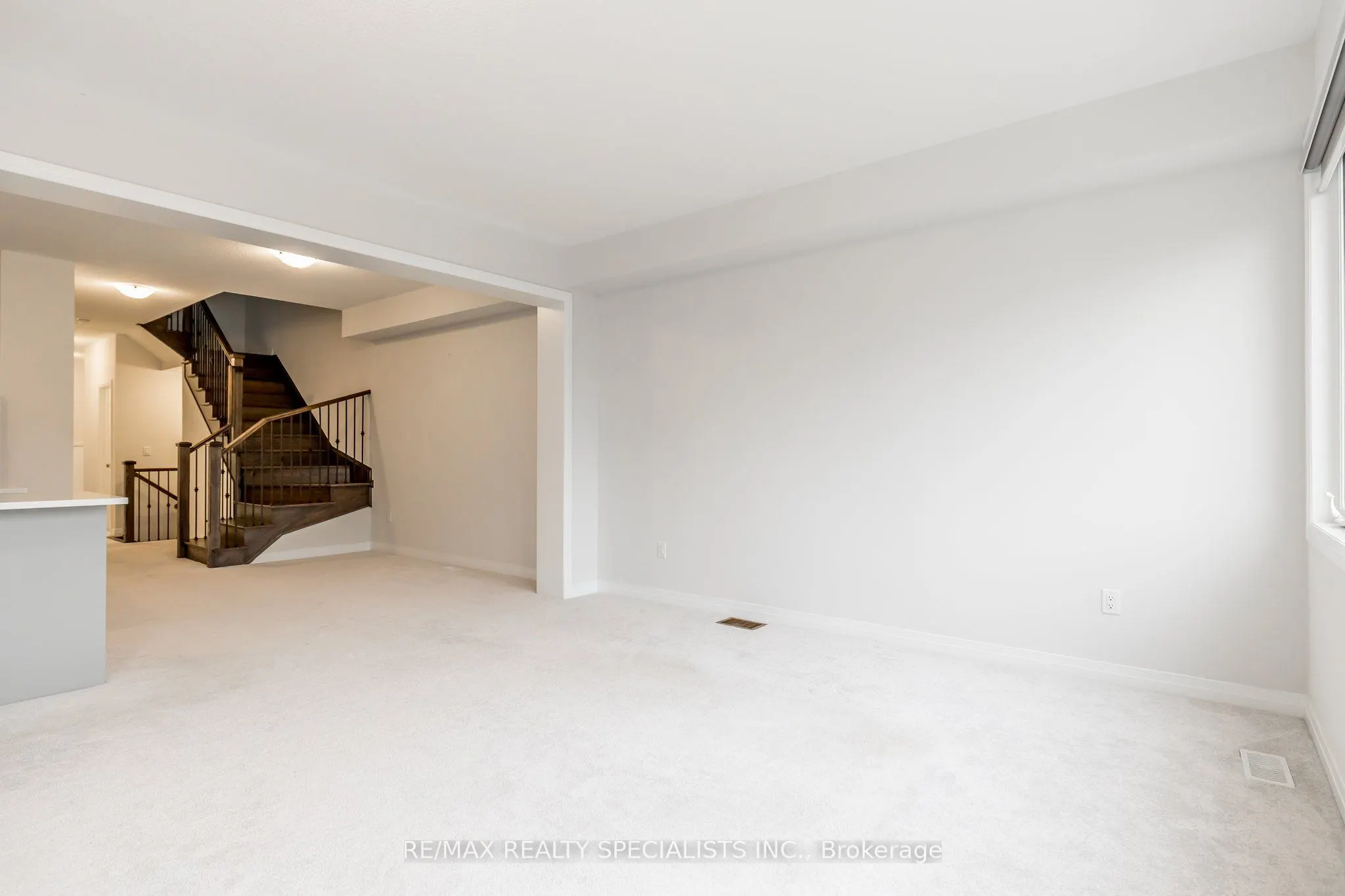 58 Landolfi Way