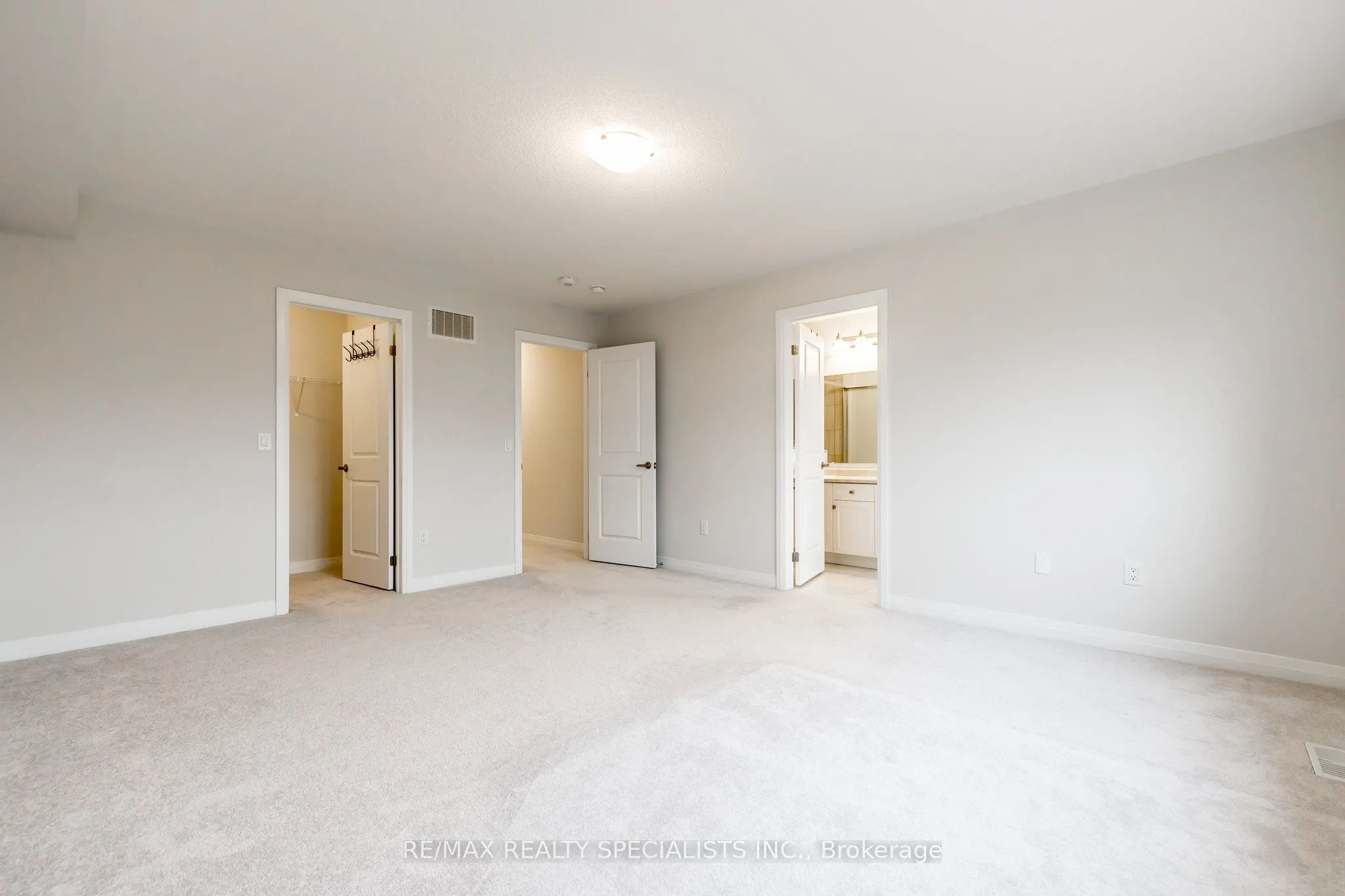 58 Landolfi Way