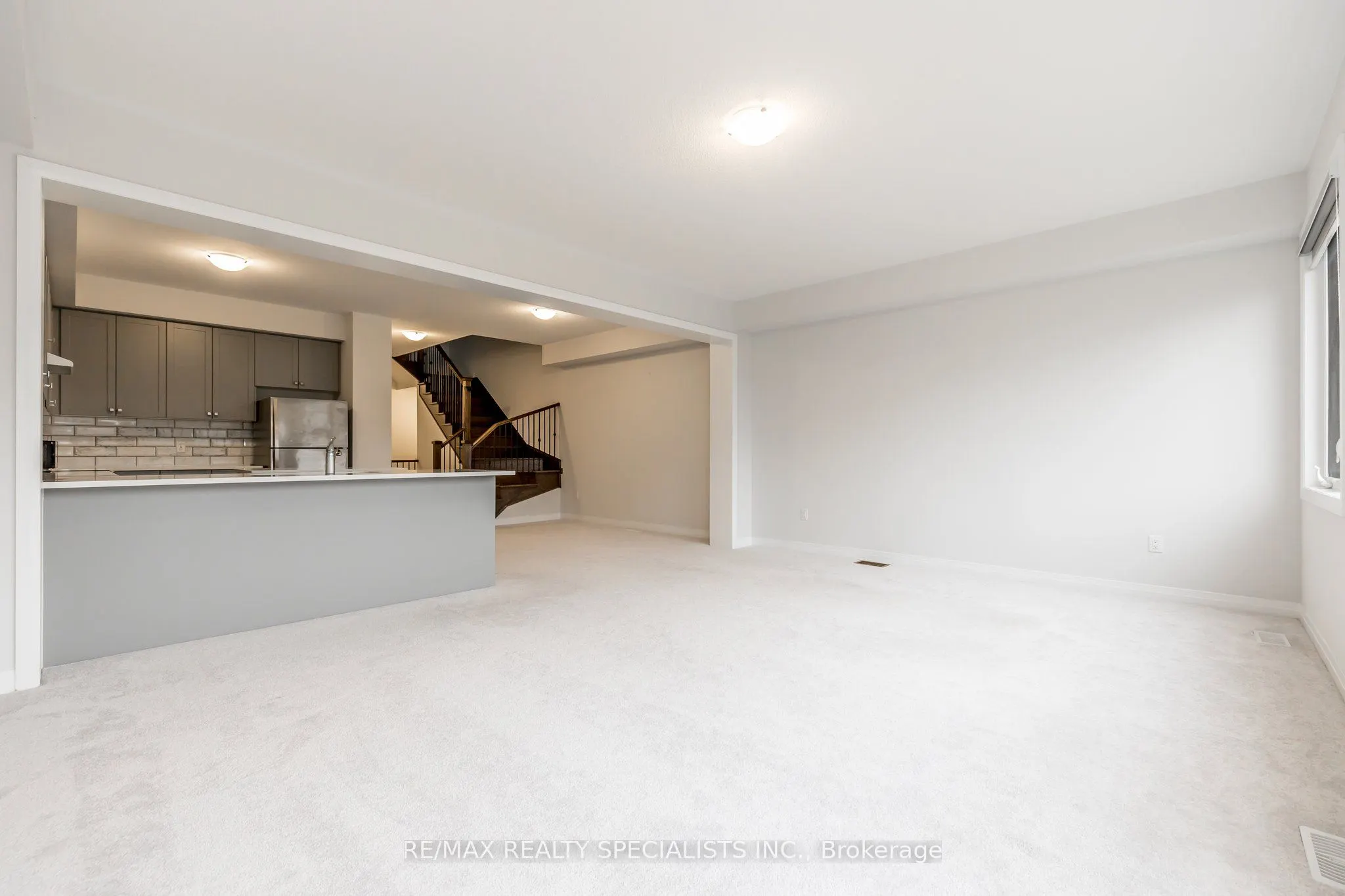 58 Landolfi Way