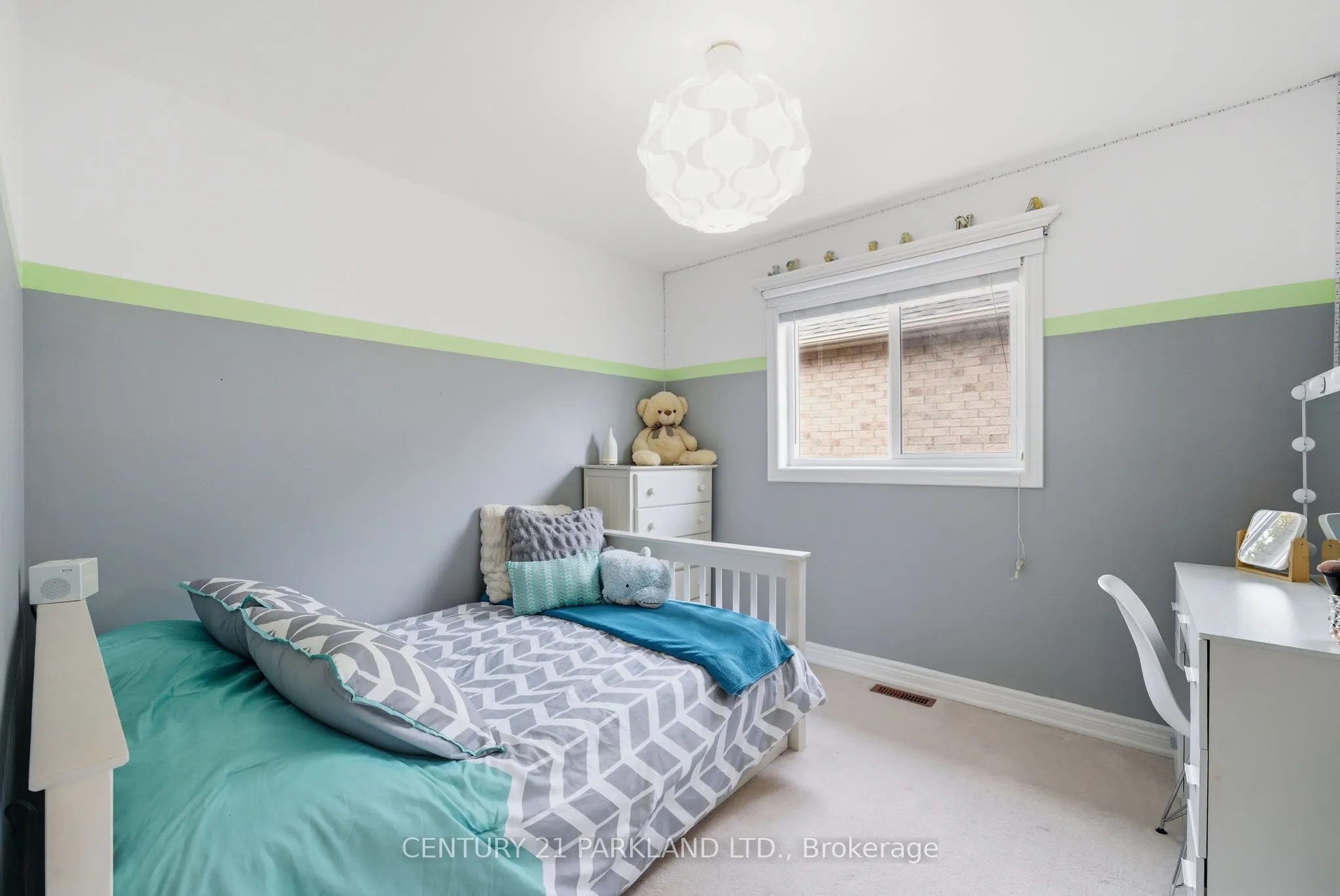 18 Turnbridge Road