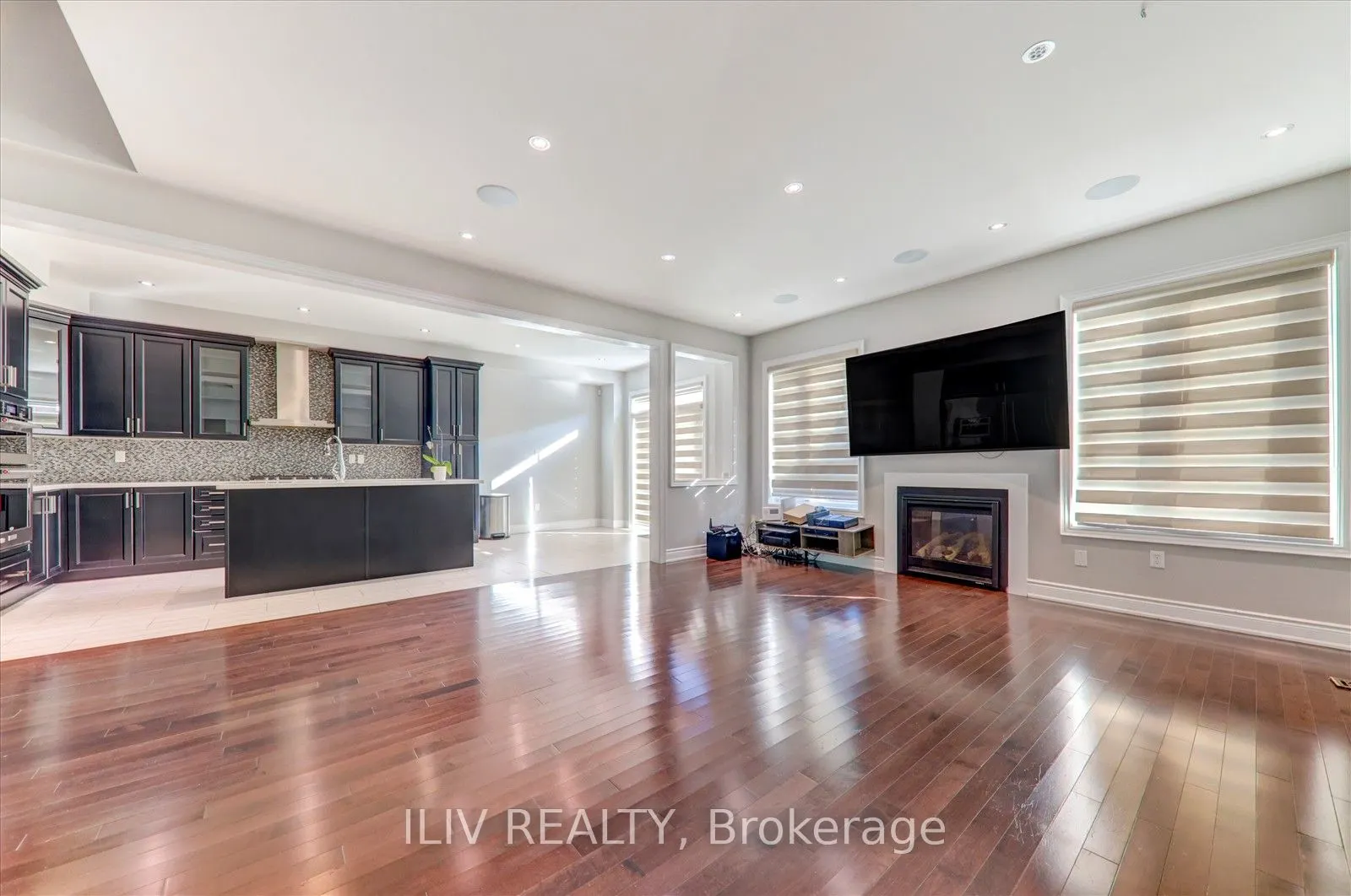 3 James Glover Drive, #Upper