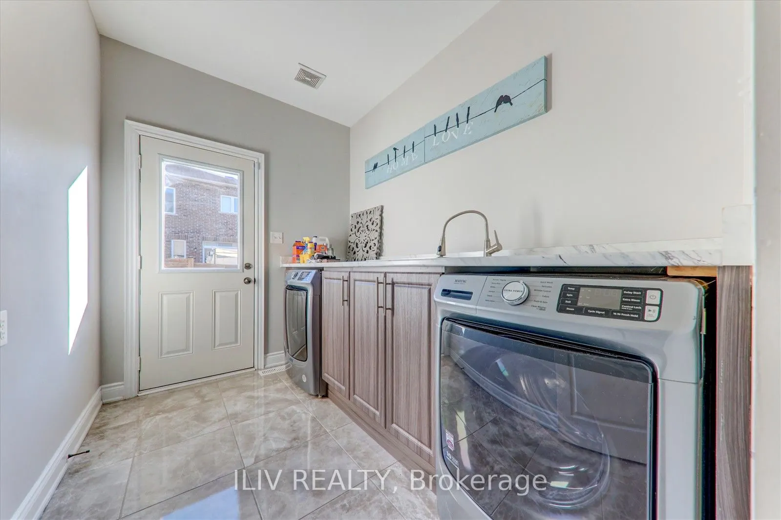 3 James Glover Drive, #Upper